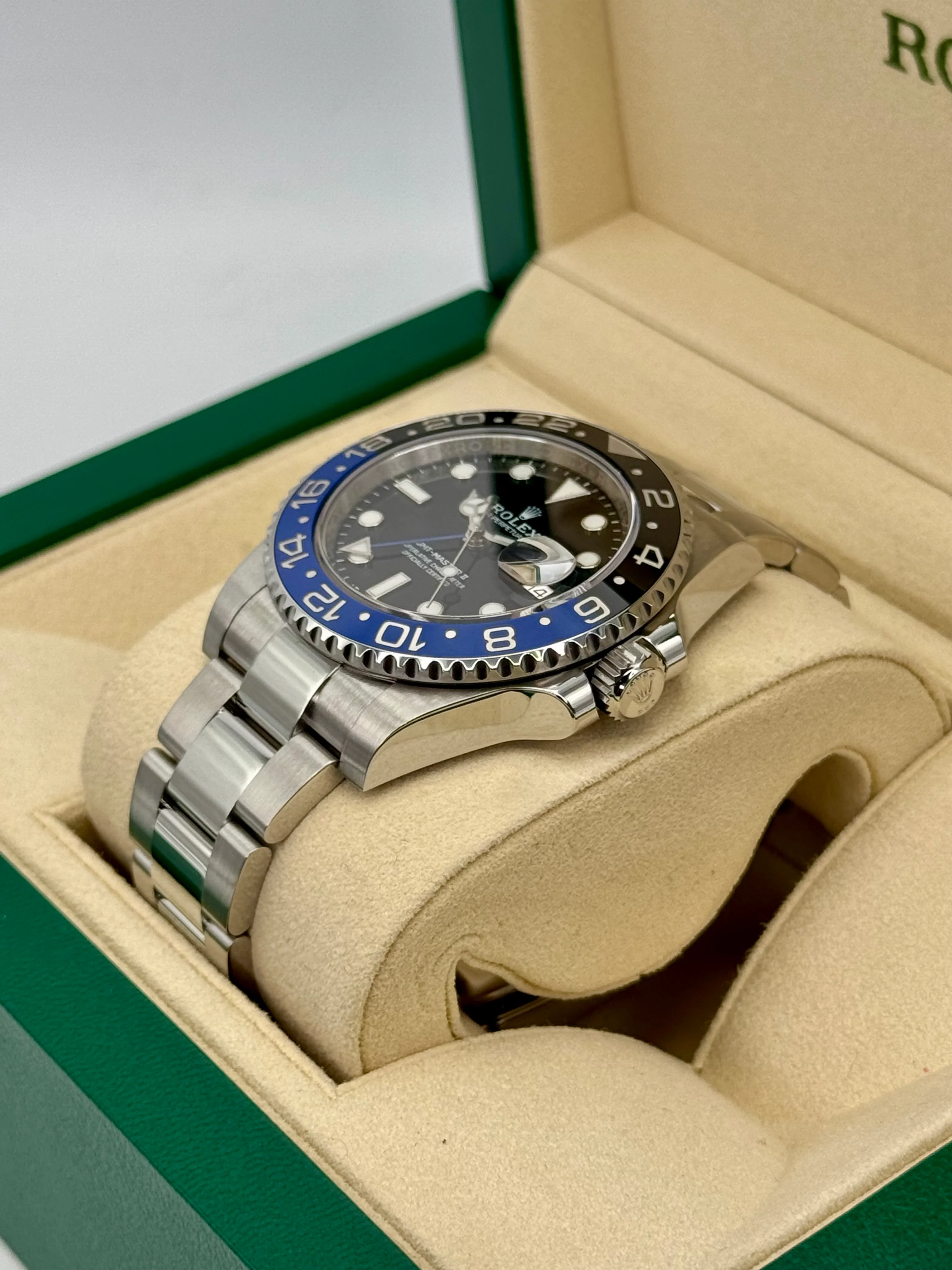 2017 Rolex GMT-Master II "Batman" 40mm 116710BLNR Oyster - Image 5