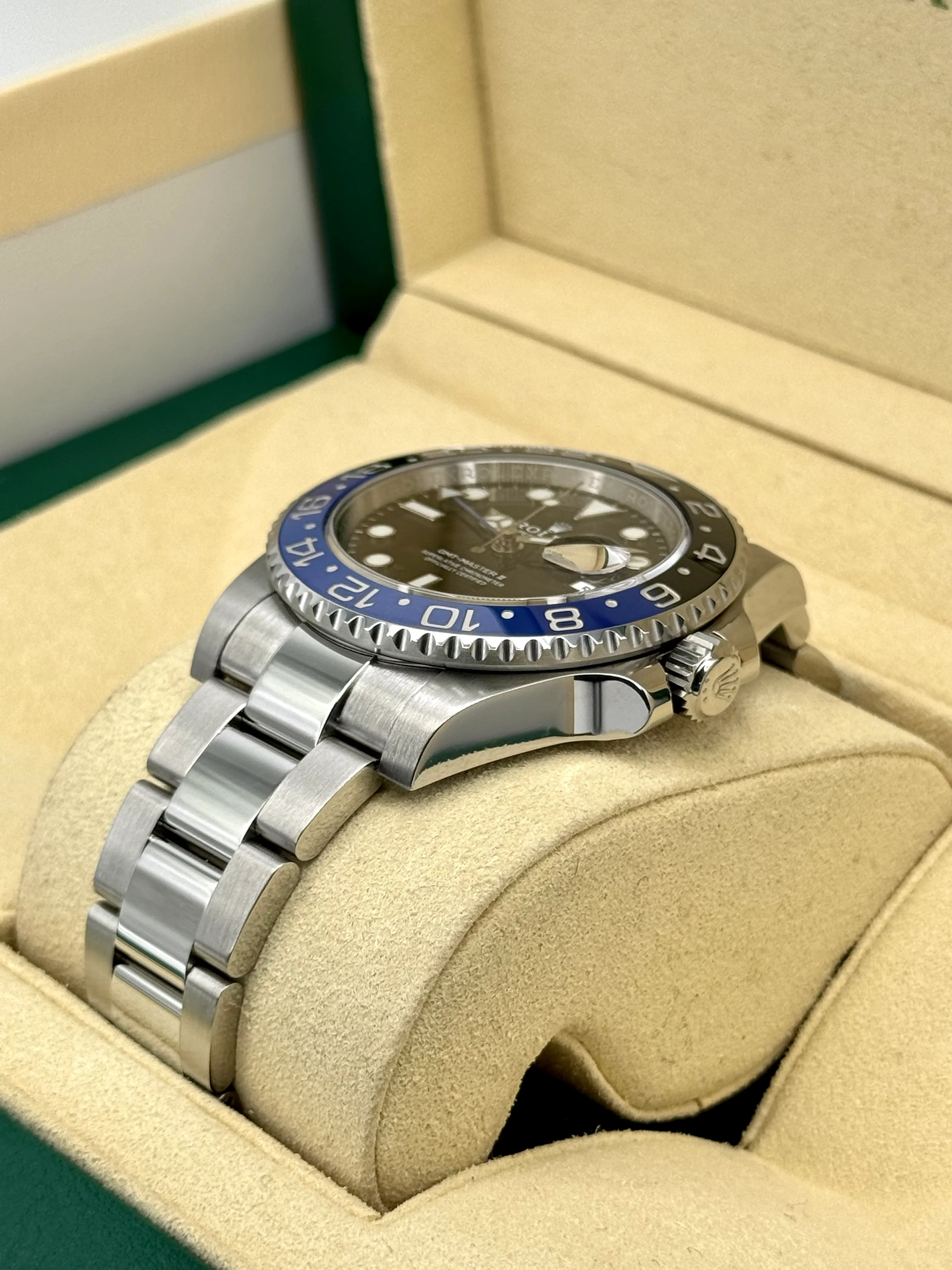 2017 Rolex GMT-Master II "Batman" 40mm 116710BLNR Oyster - Image 5