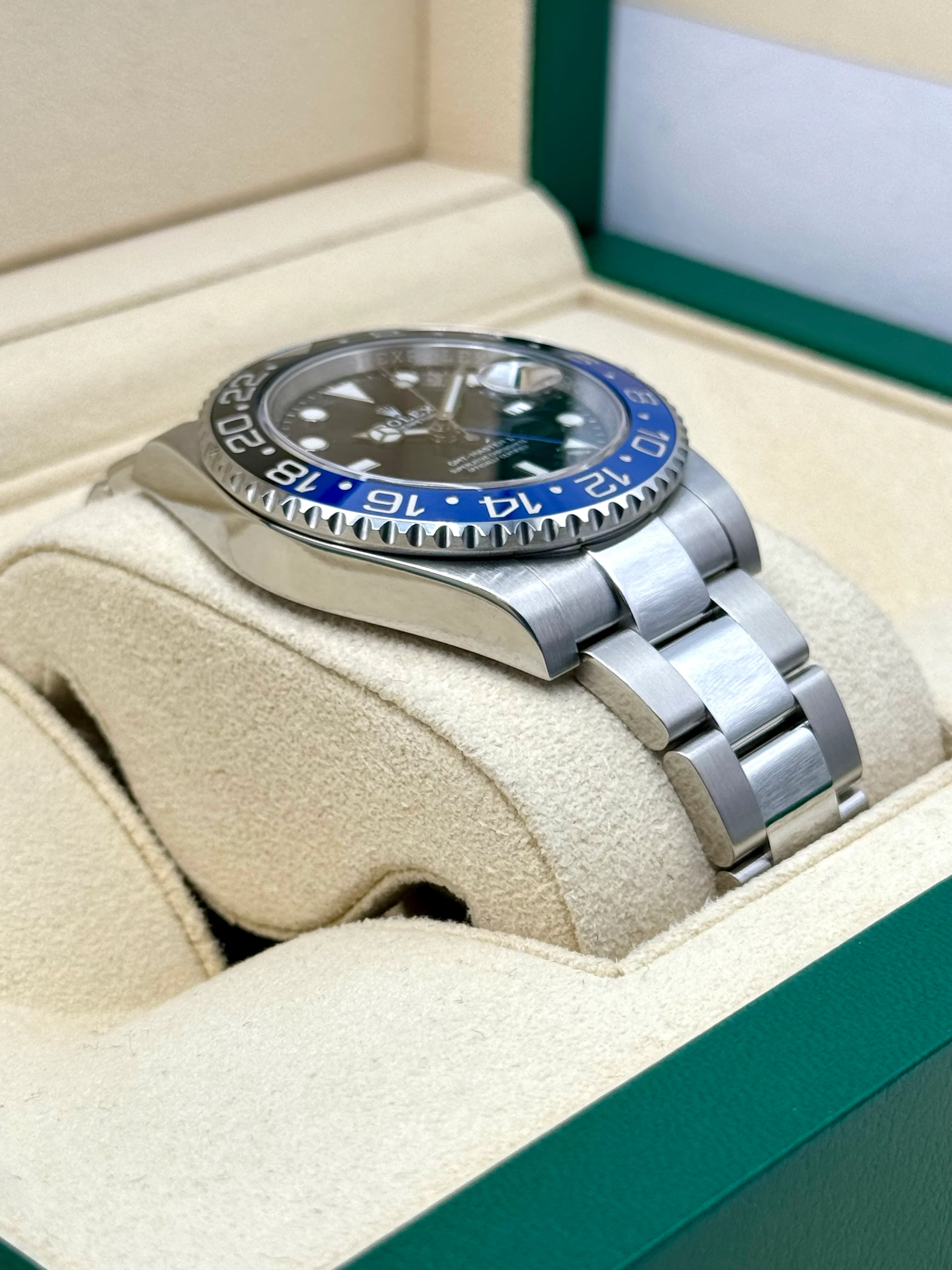 2017 Rolex GMT-Master II "Batman" 40mm 116710BLNR Oyster - Image 6