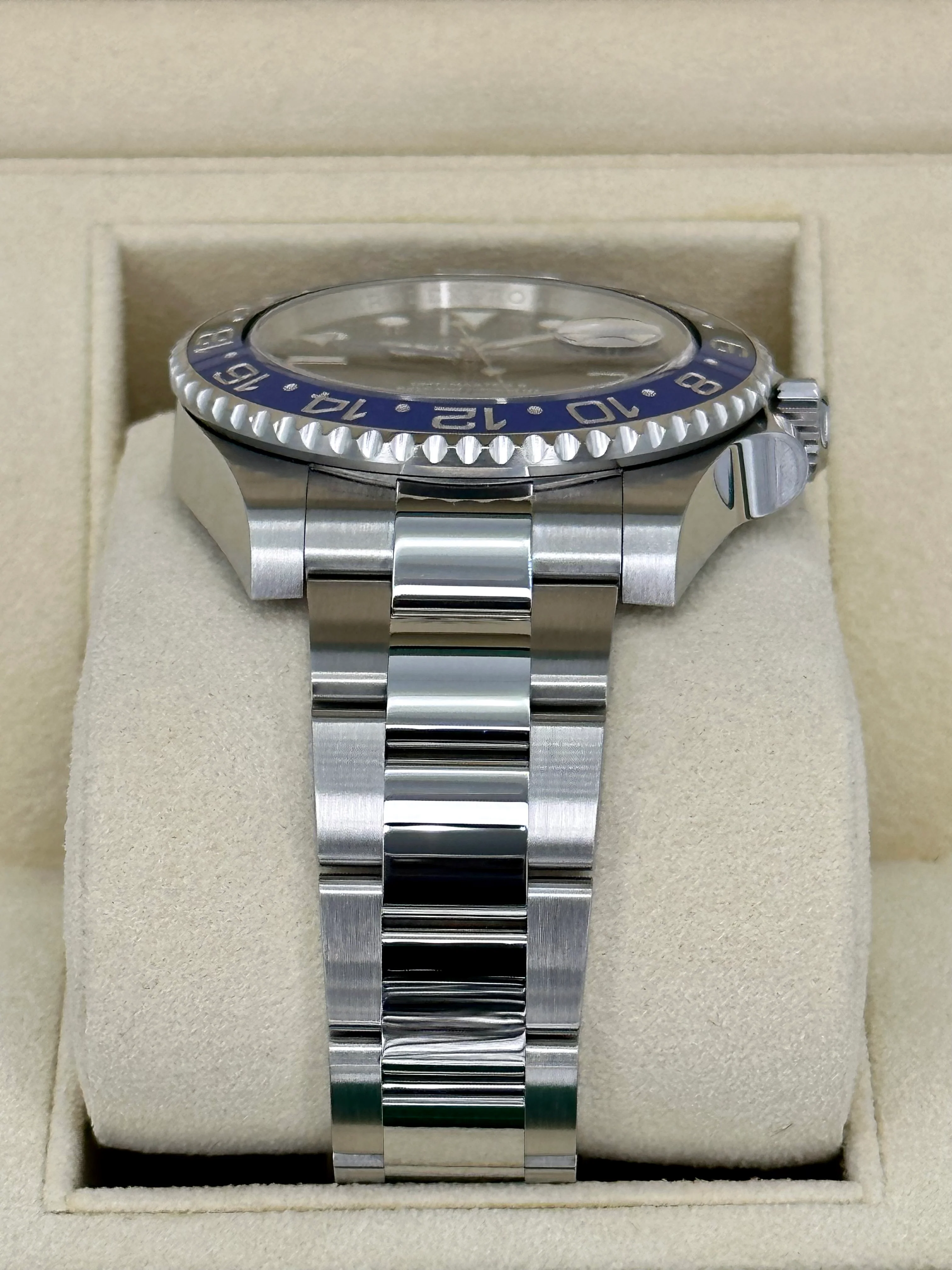 2017 Rolex GMT-Master II "Batman" 40mm 116710BLNR Oyster - Image 3