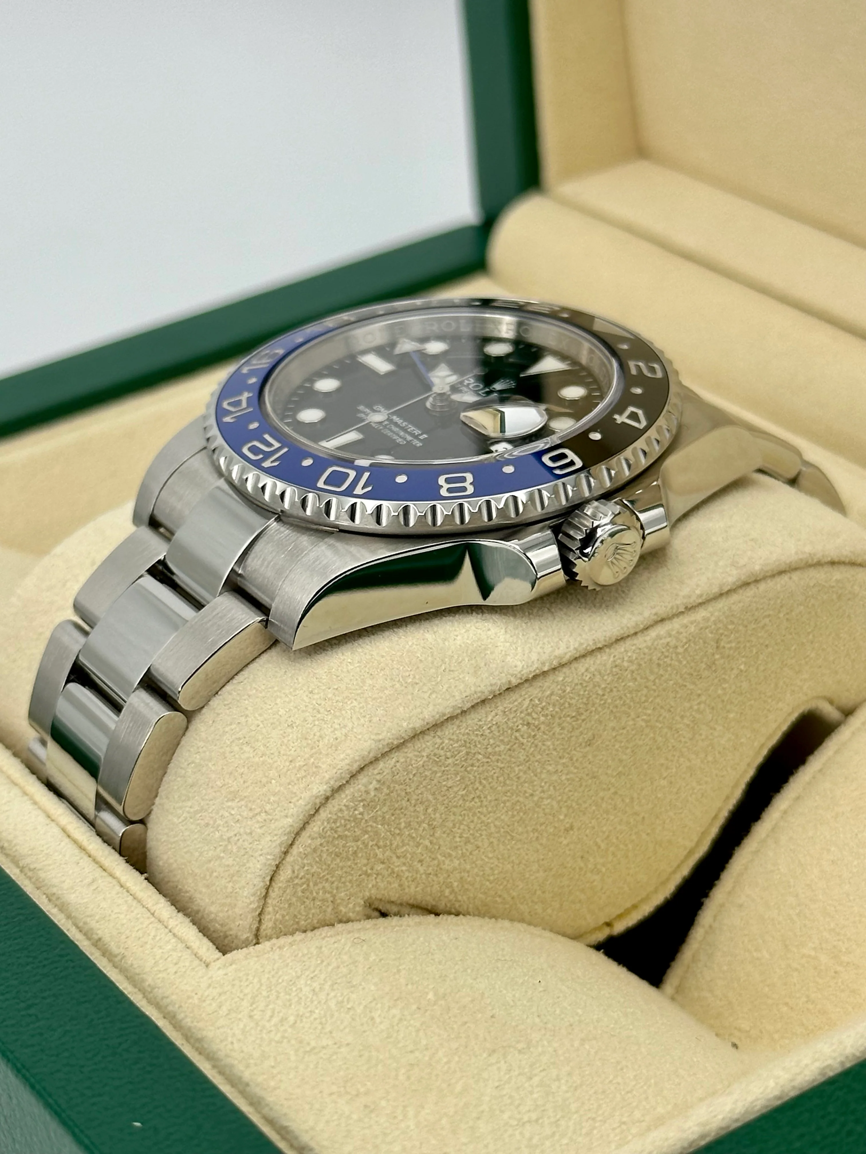 2017 Rolex GMT-Master II "Batman" 40mm 116710BLNR Oyster - Image 5