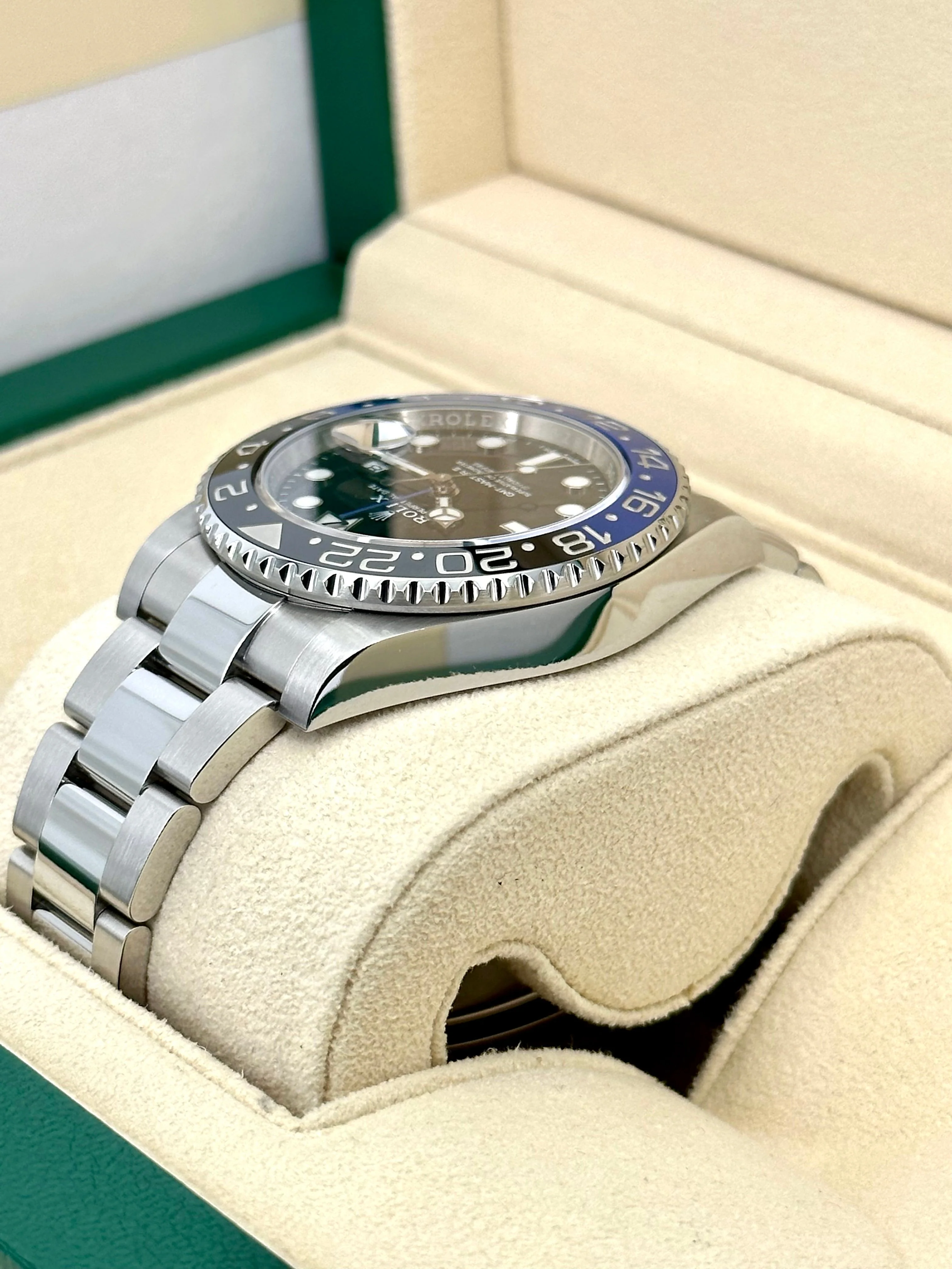2017 Rolex GMT-Master II "Batman" 40mm 116710BLNR Oyster - Image 7