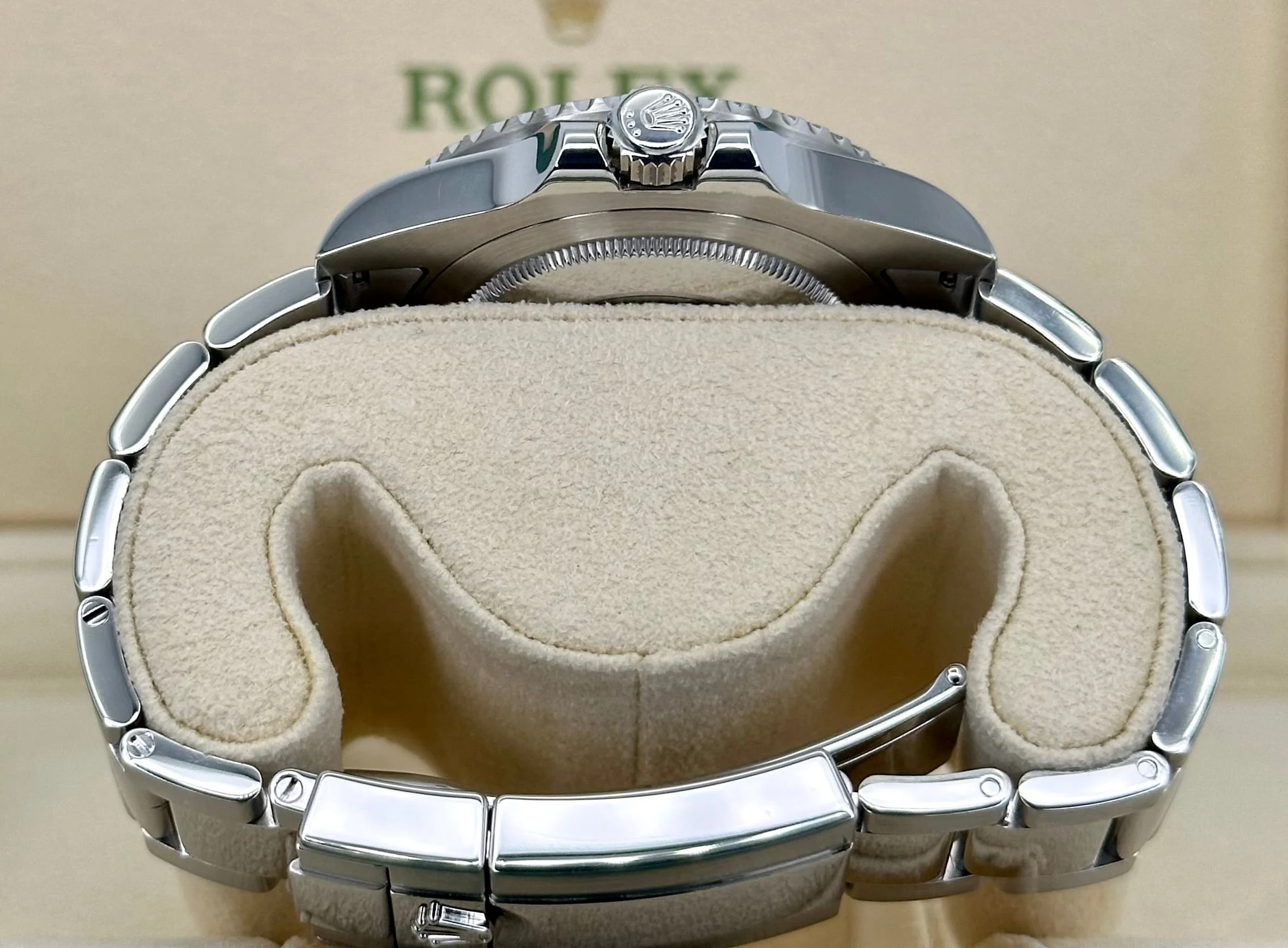 2017 Rolex GMT-Master II "Batman" 40mm 116710BLNR Oyster - Image 9