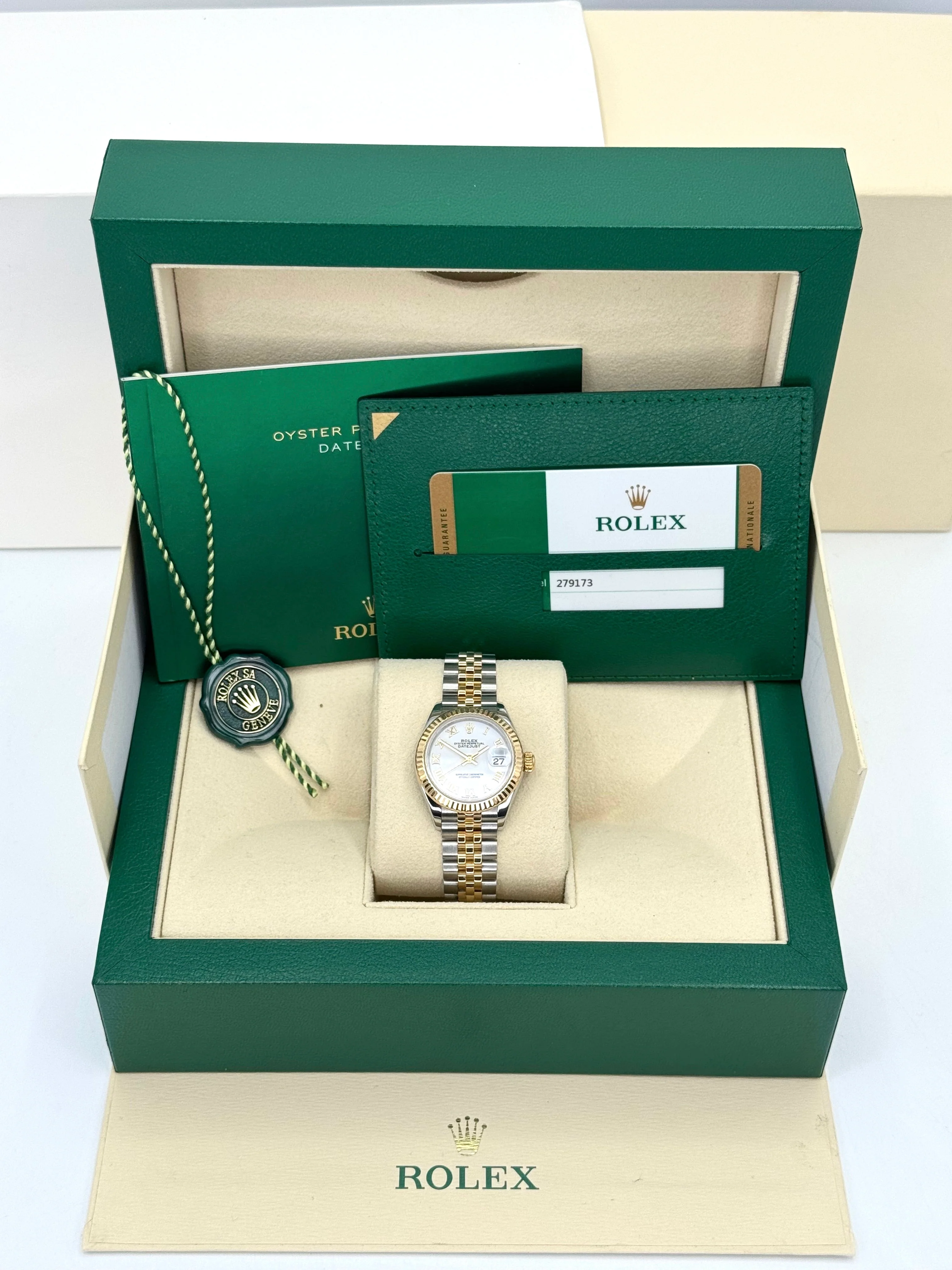 2017 Rolex Lady-Datejust 28mm 279173 Two-Tone Jubilee White Dial - Image 12