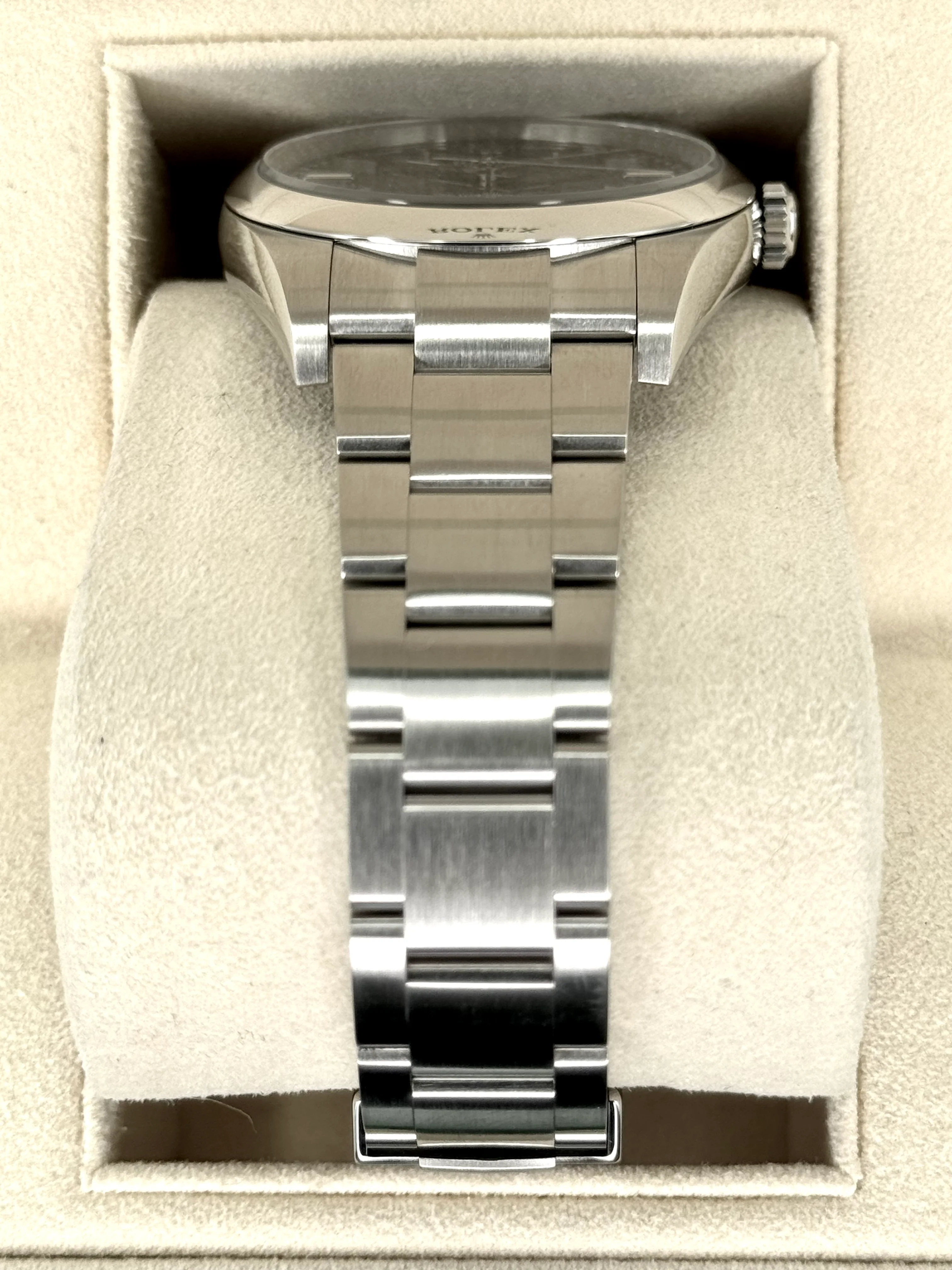 2017 Rolex Oyster Perpetual 39mm 114300 Rhodium Dial - Image 3