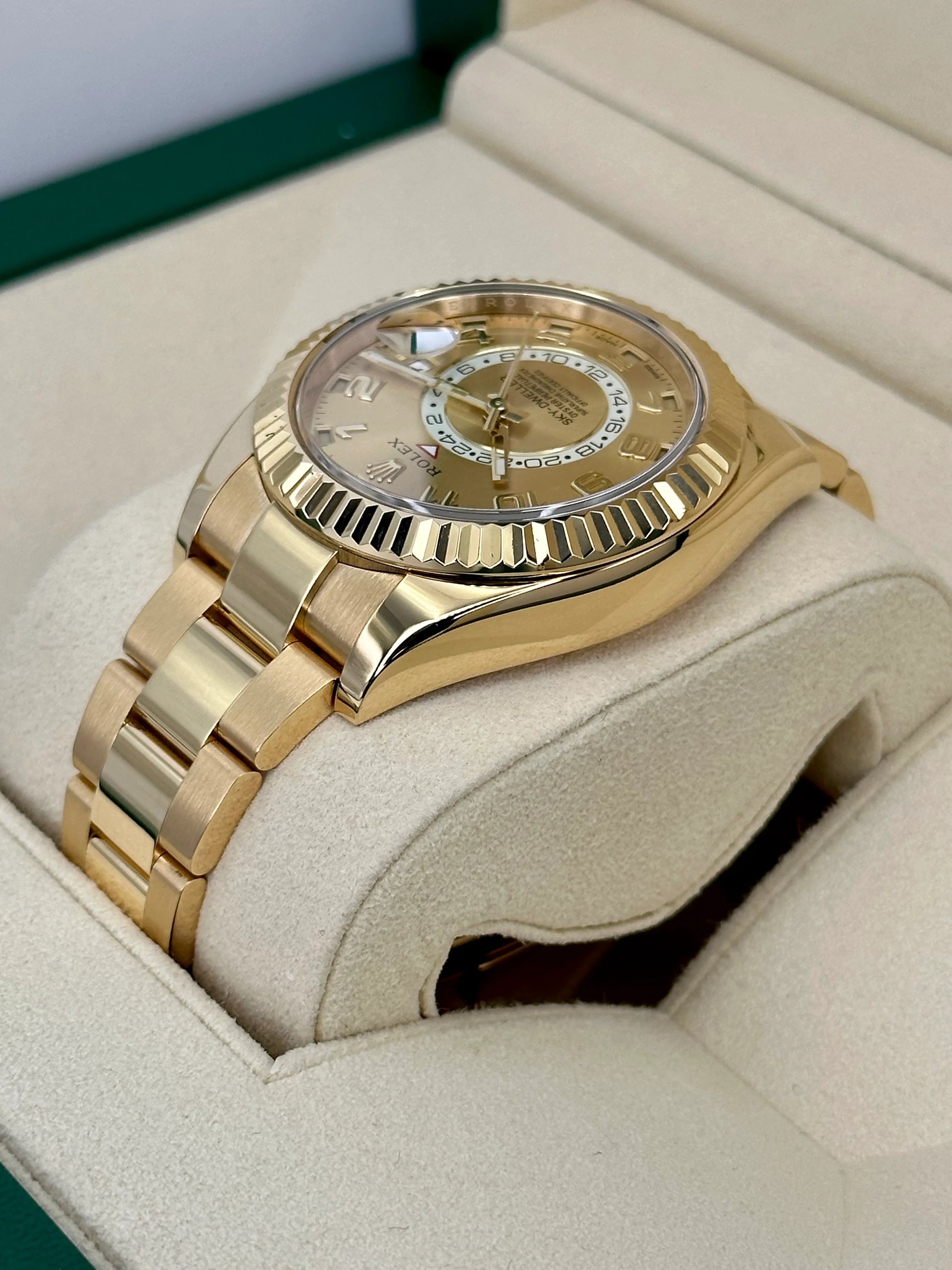 2017 Rolex Sky-Dweller 42mm 326938 Yellow Gold Oyster Champagne Dial - Image 8