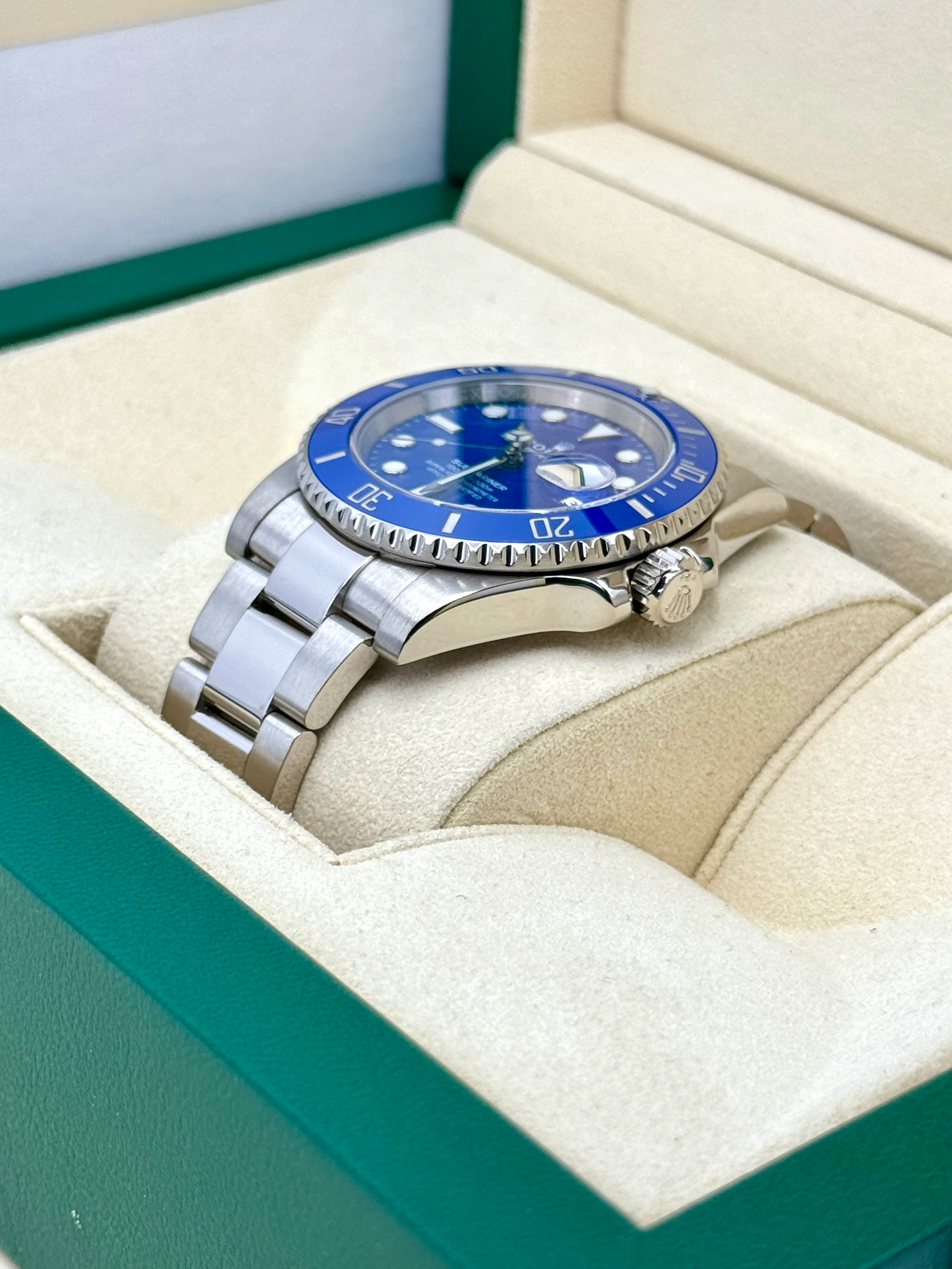 2017 Rolex Submariner "Smurf" 40mm 116619LB White Gold Blue Dial - Image 5