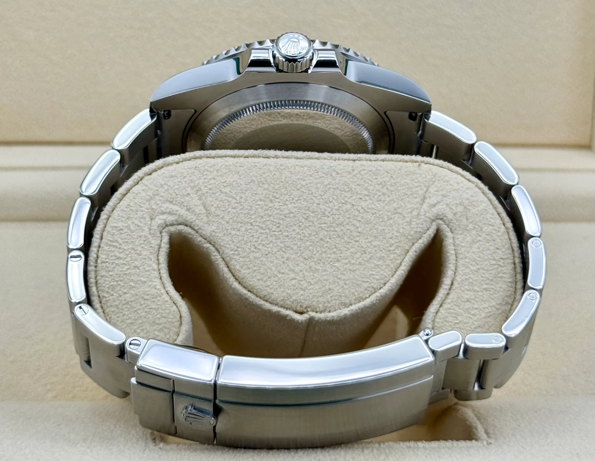 2017 Rolex Submariner "Hulk" 40mm 116610LV Green Dial - Image 9