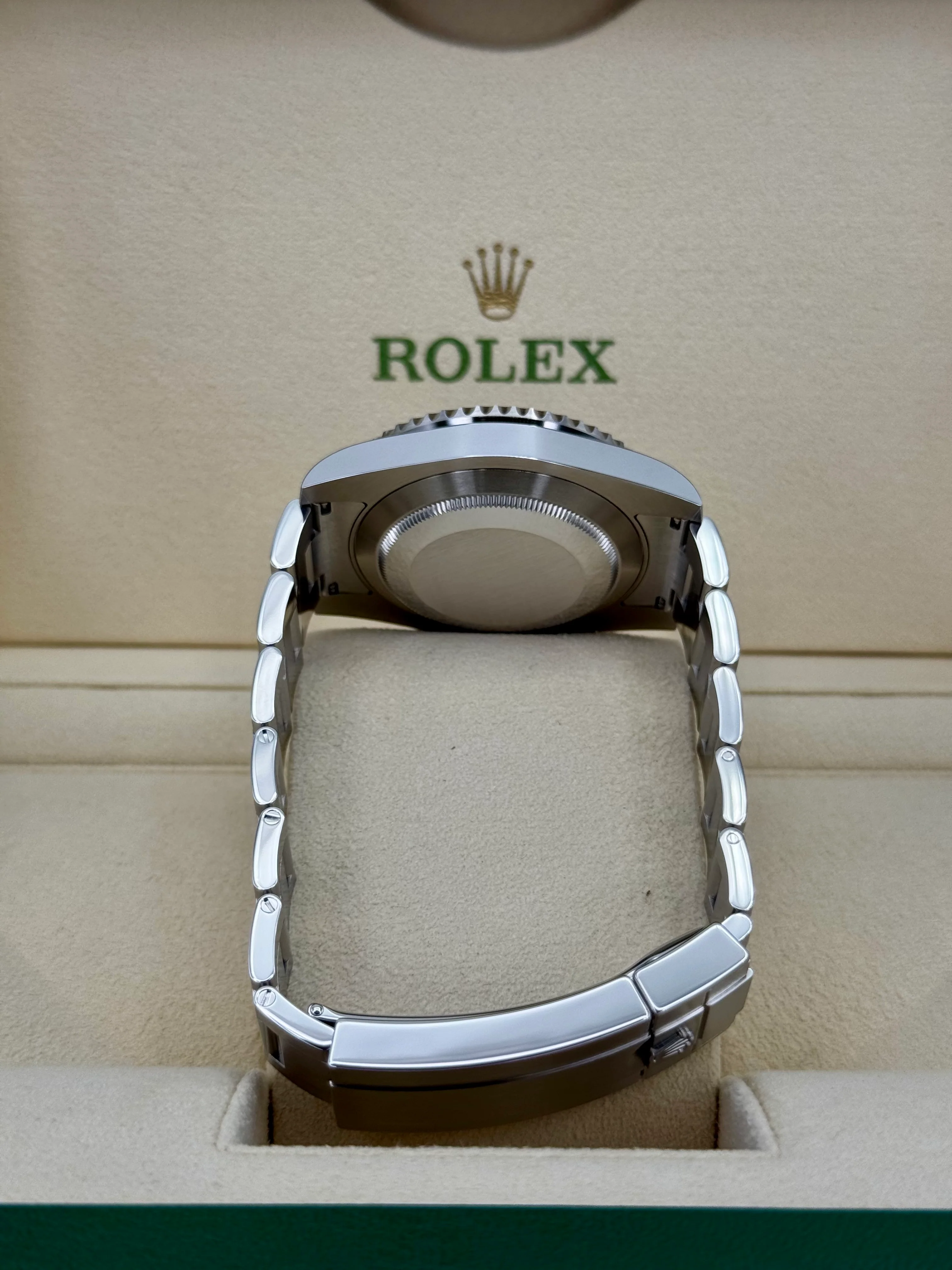 2017 Rolex Submariner "Hulk" 40mm 116610LV Green Dial - Image 10