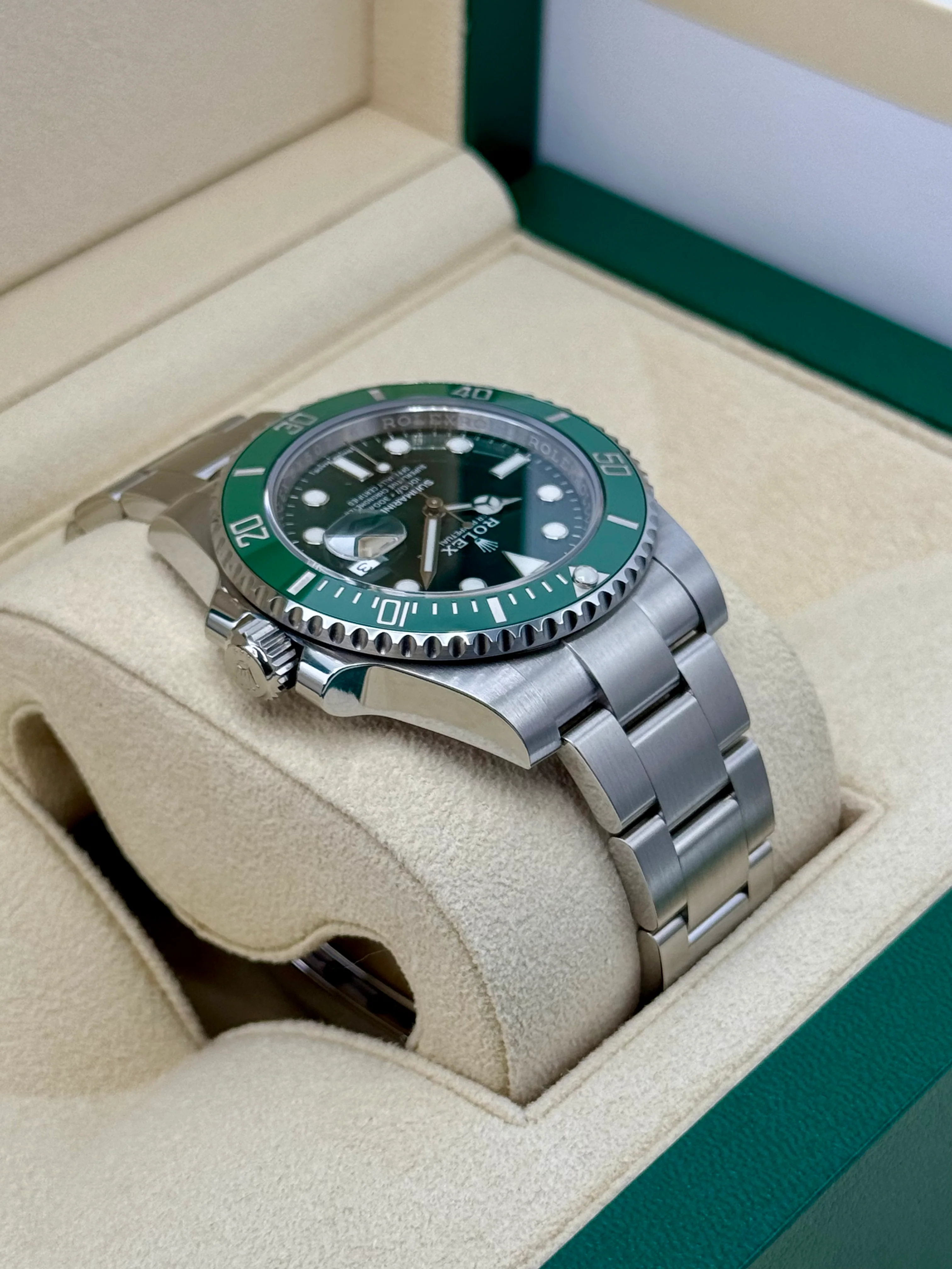 2017 Rolex Submariner "Hulk" 40mm 116610LV Green Dial - Image 8
