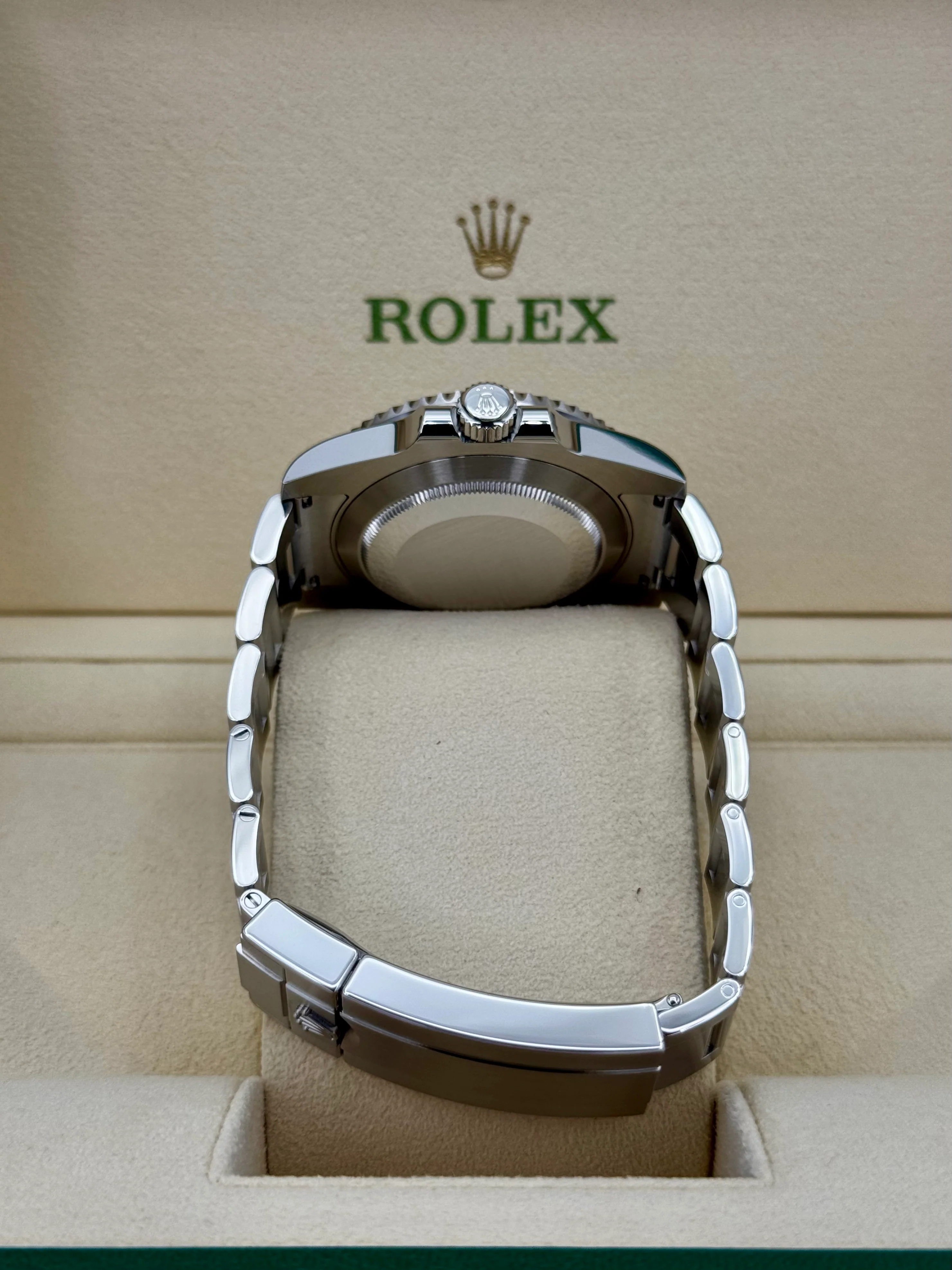 2017 Rolex Submariner "Hulk" 40mm 116610LV Green Dial - Image 9