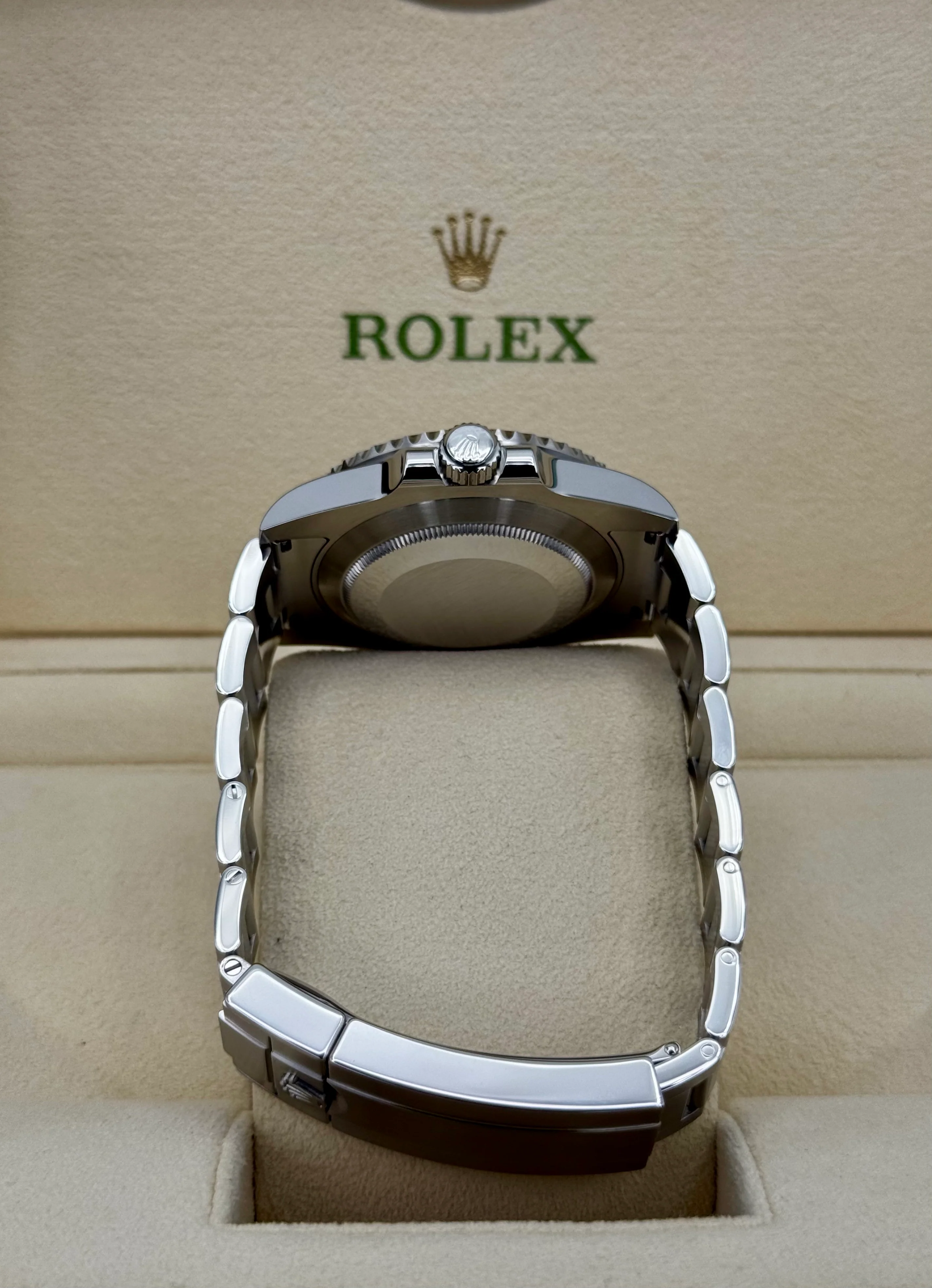 2017 Rolex Submariner "Hulk" 40mm 116610LV Green Dial - Image 9