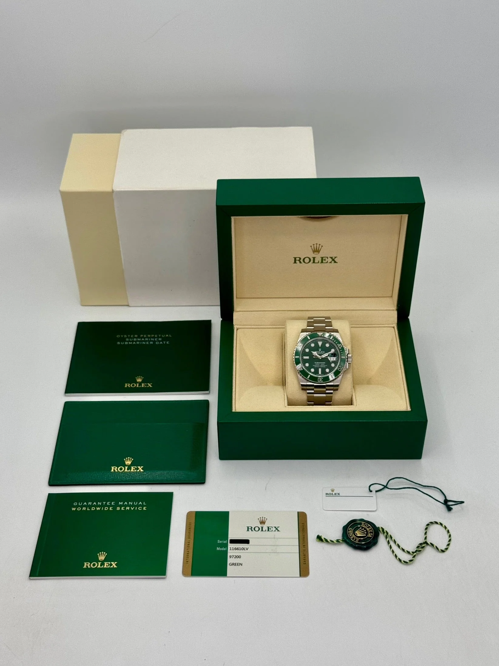 2017 Rolex Submariner "Hulk" 40mm 116610LV Green Dial - Image 10
