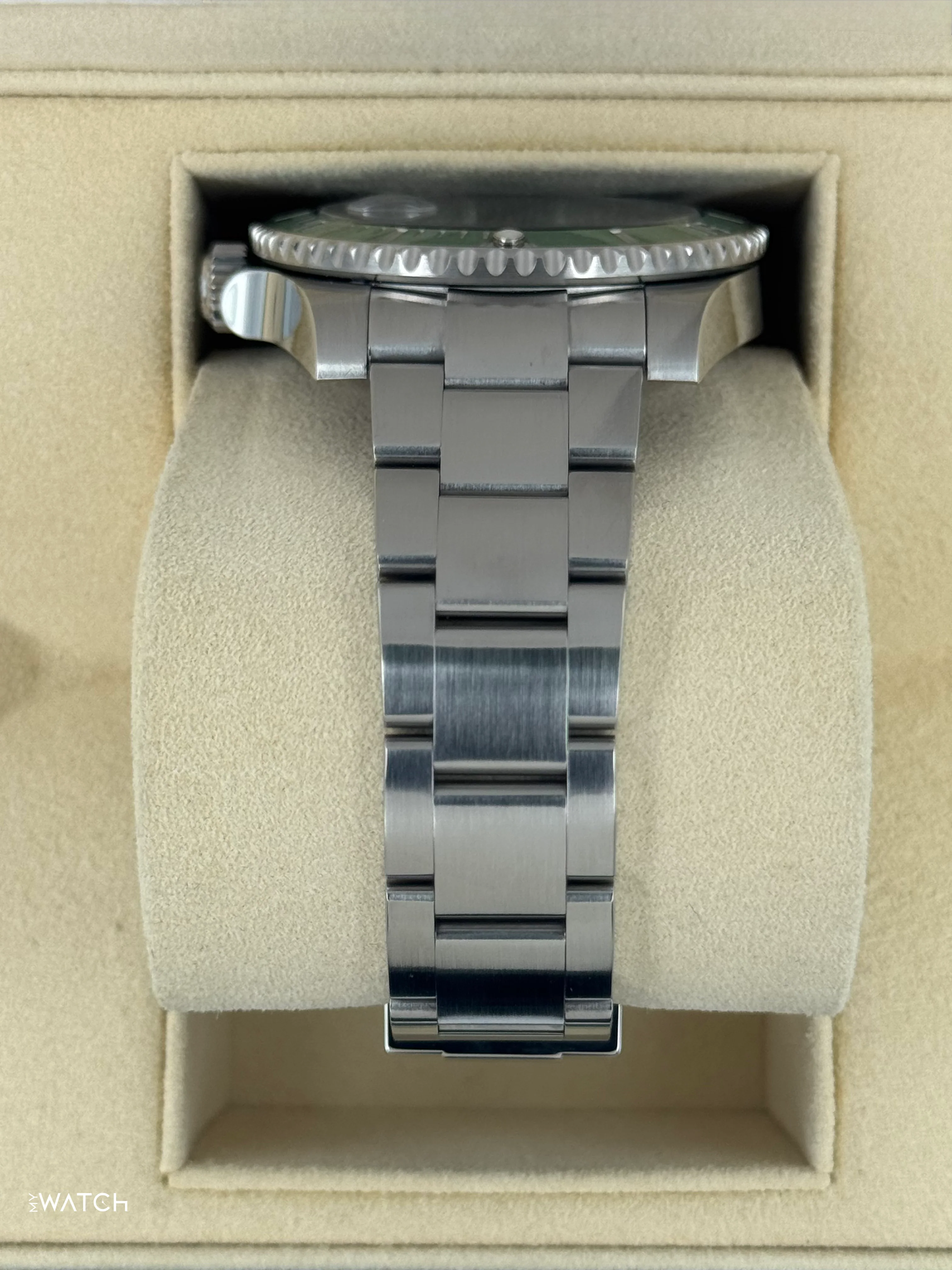 2017 Rolex Submariner "Hulk" 40mm 116610LV Green Dial - Image 3