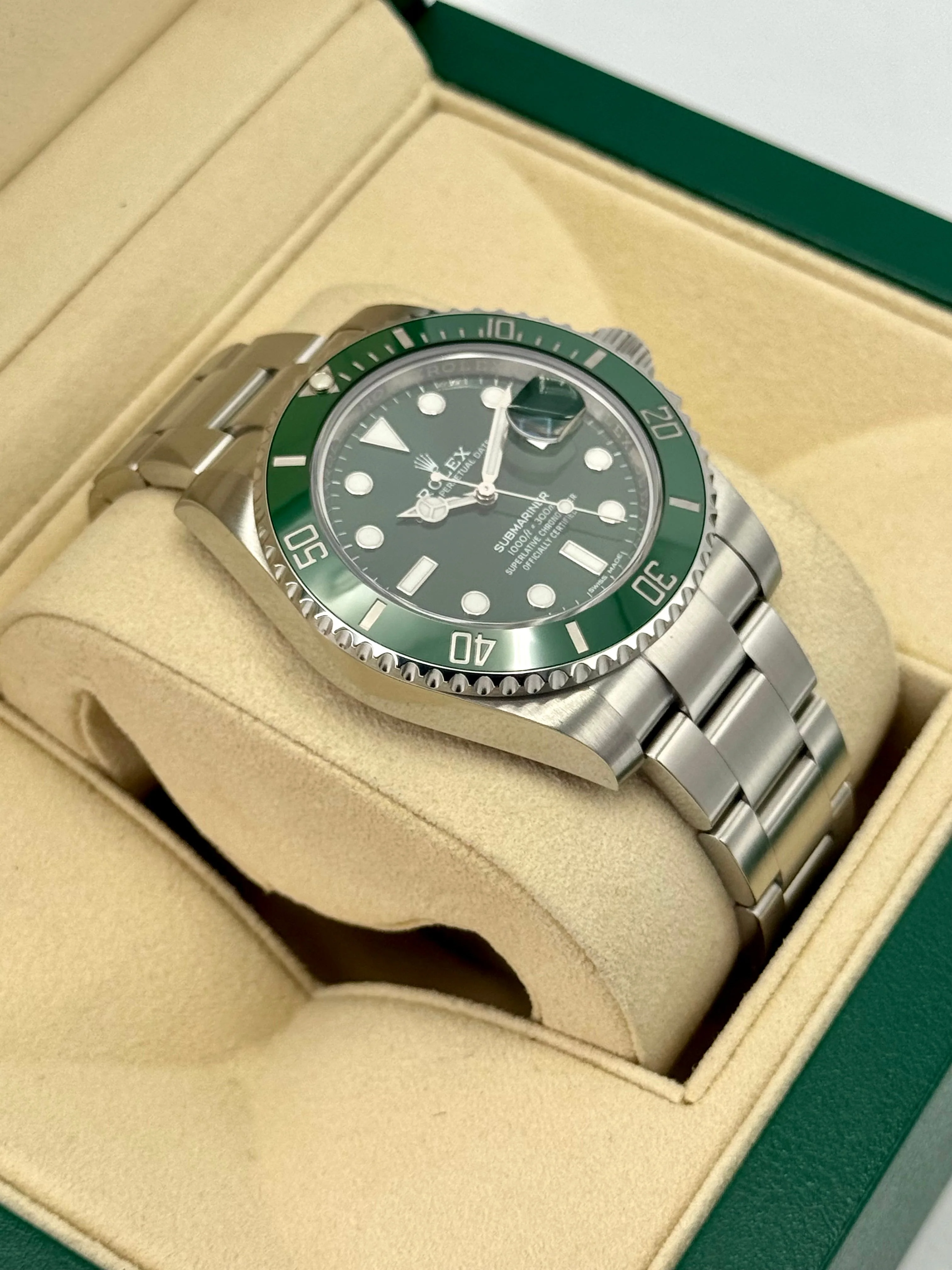 2017 Rolex Submariner "Hulk" 40mm 116610LV Green Dial - Image 8