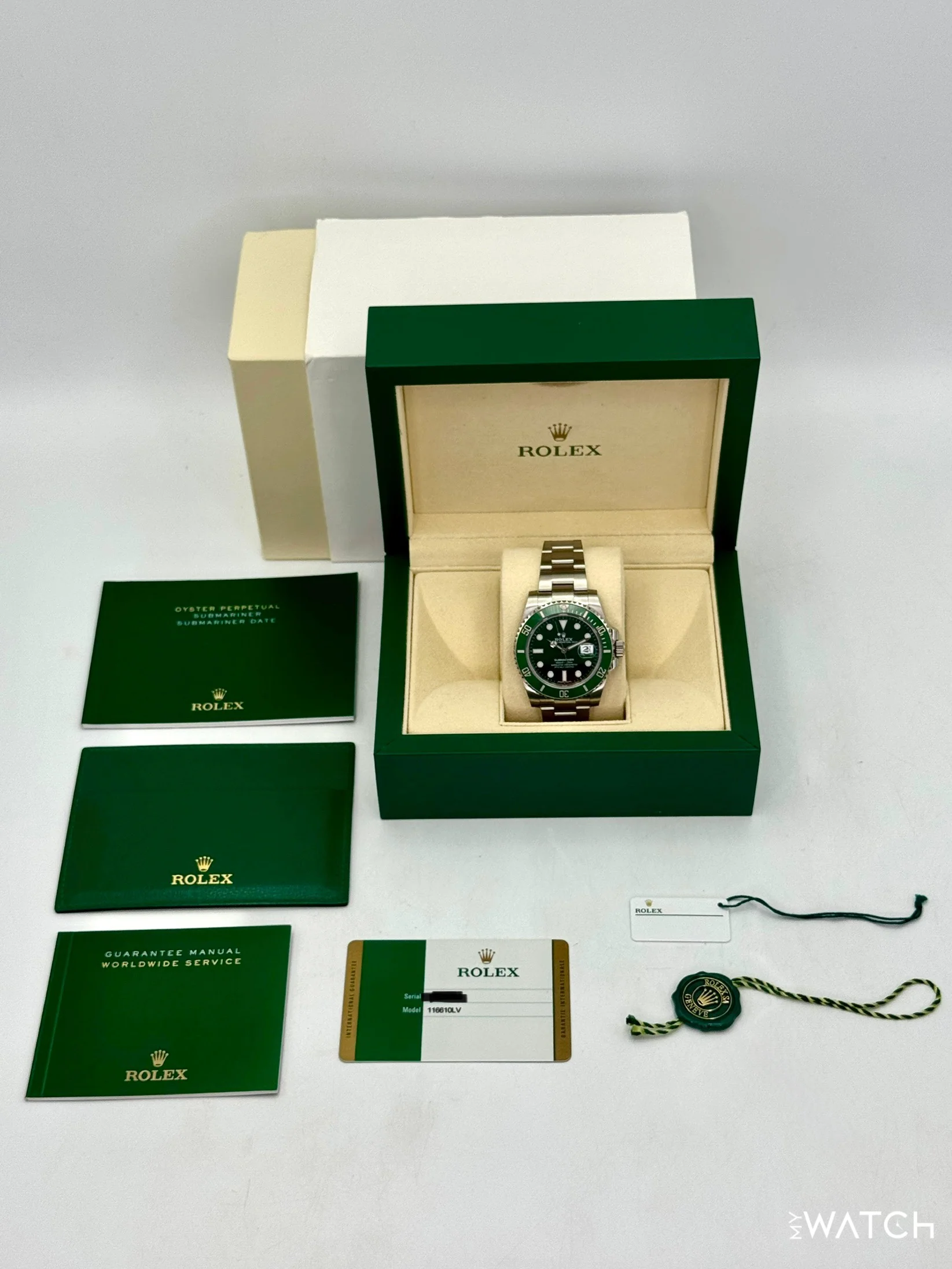 2017 Rolex Submariner “Hulk” 40mm 116610LV Green Dial - Image 10