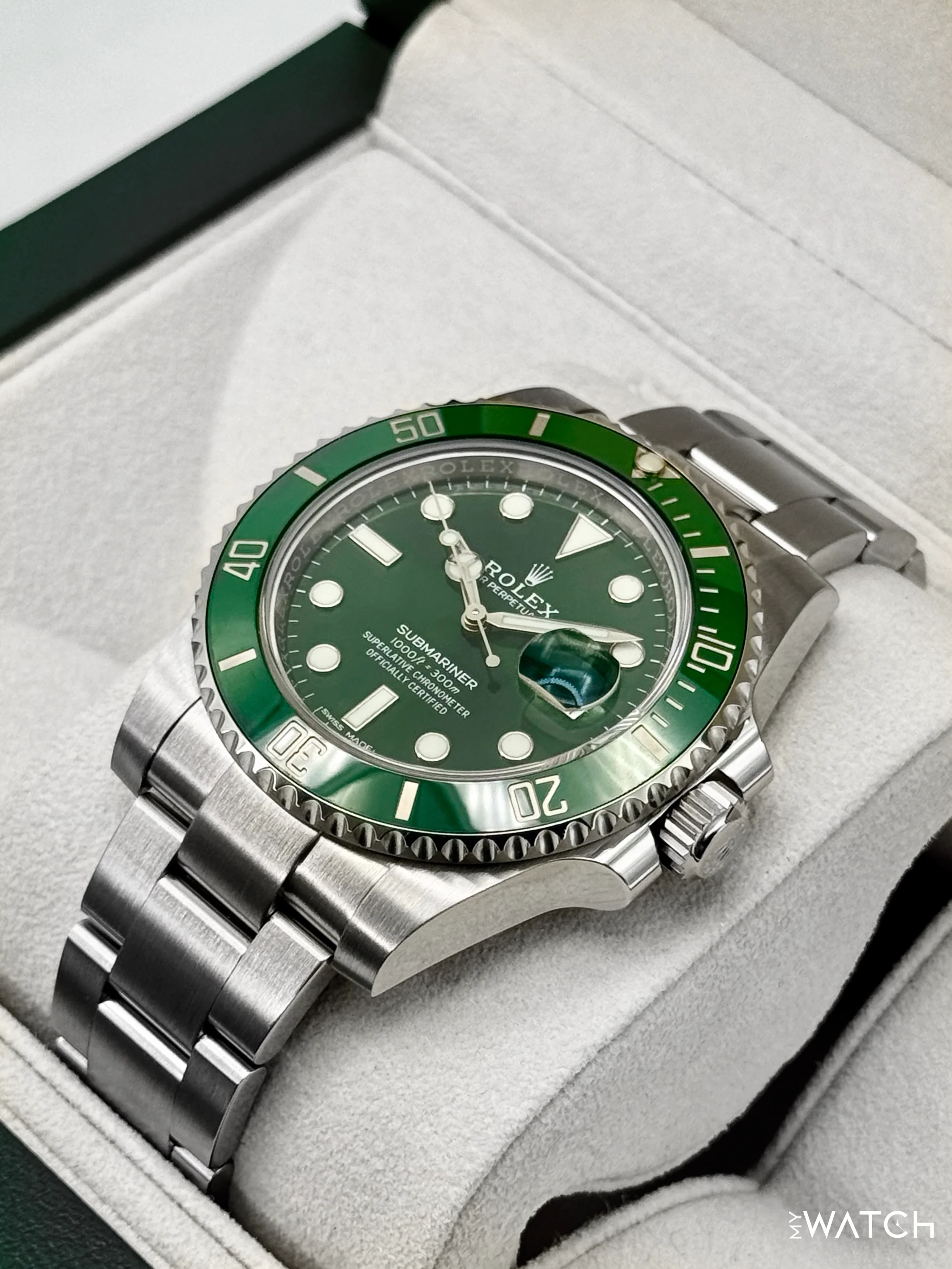 2017 Rolex Submariner “Hulk” 40mm 116610LV Green Dial - Image 5