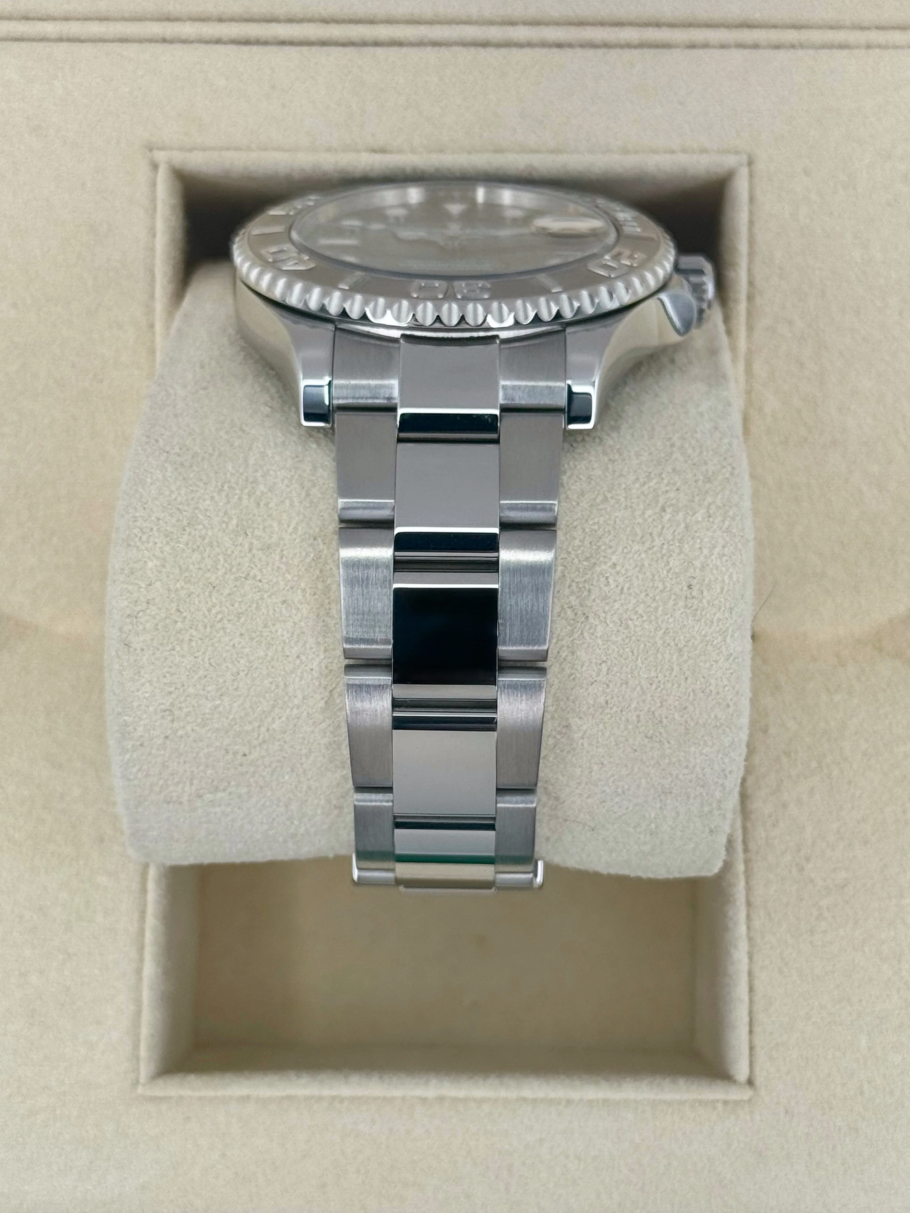 2017 Rolex Yacht-Master 37mm 268622 Stainless Steel Rhodium Dial - Image 3