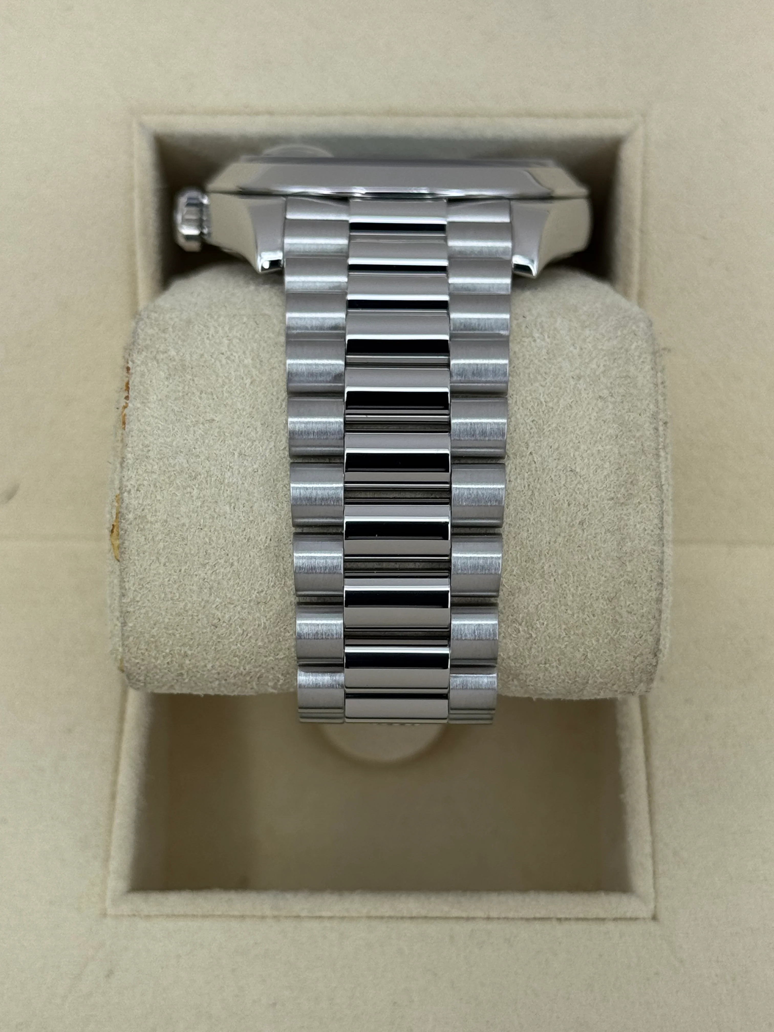 2018 Rolex Day-Date 40mm 228206 Platinum Blue Motif Dial - Image 4