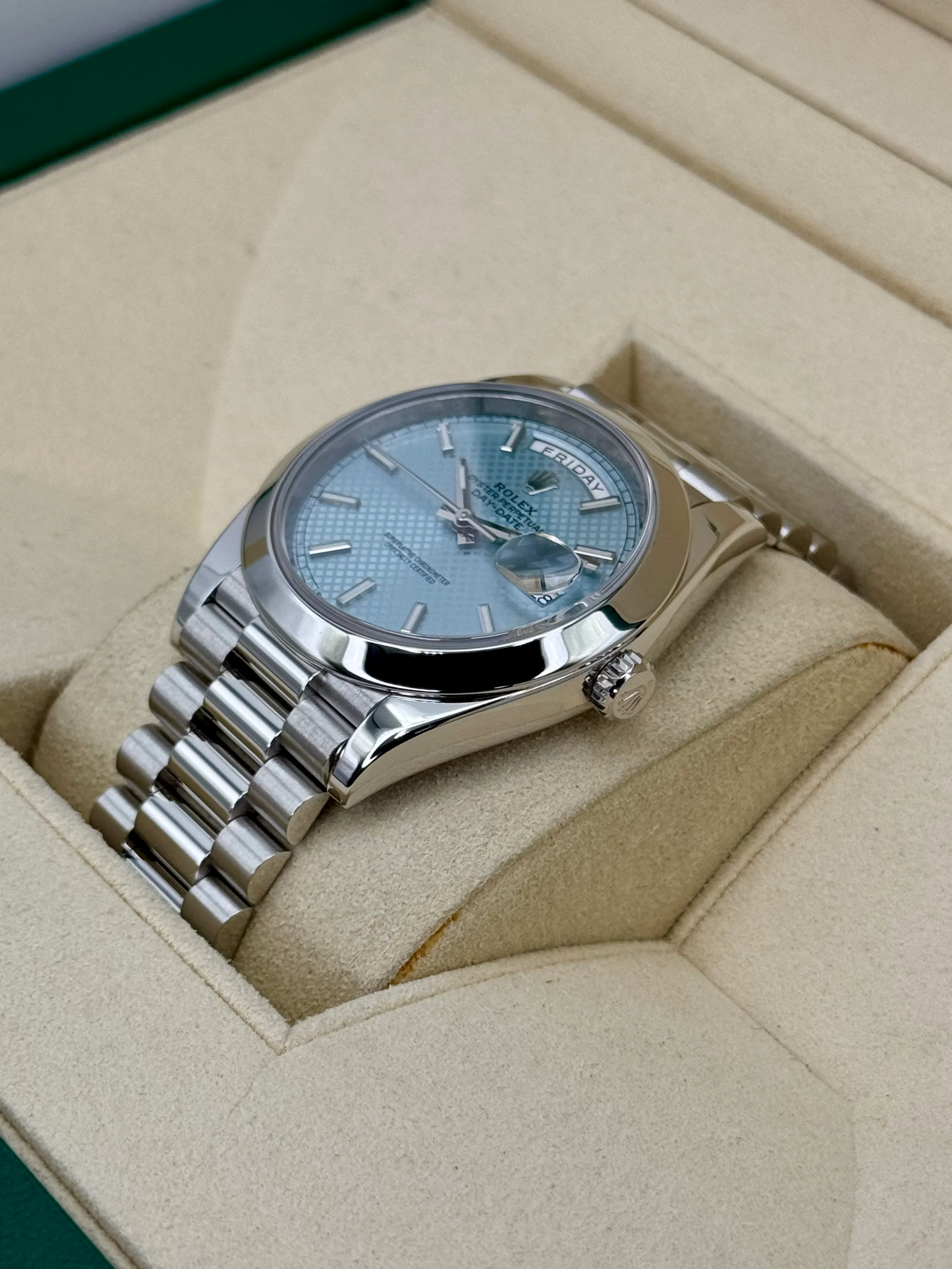2018 Rolex Day-Date 40mm 228206 Platinum Blue Motif Dial - Image 5