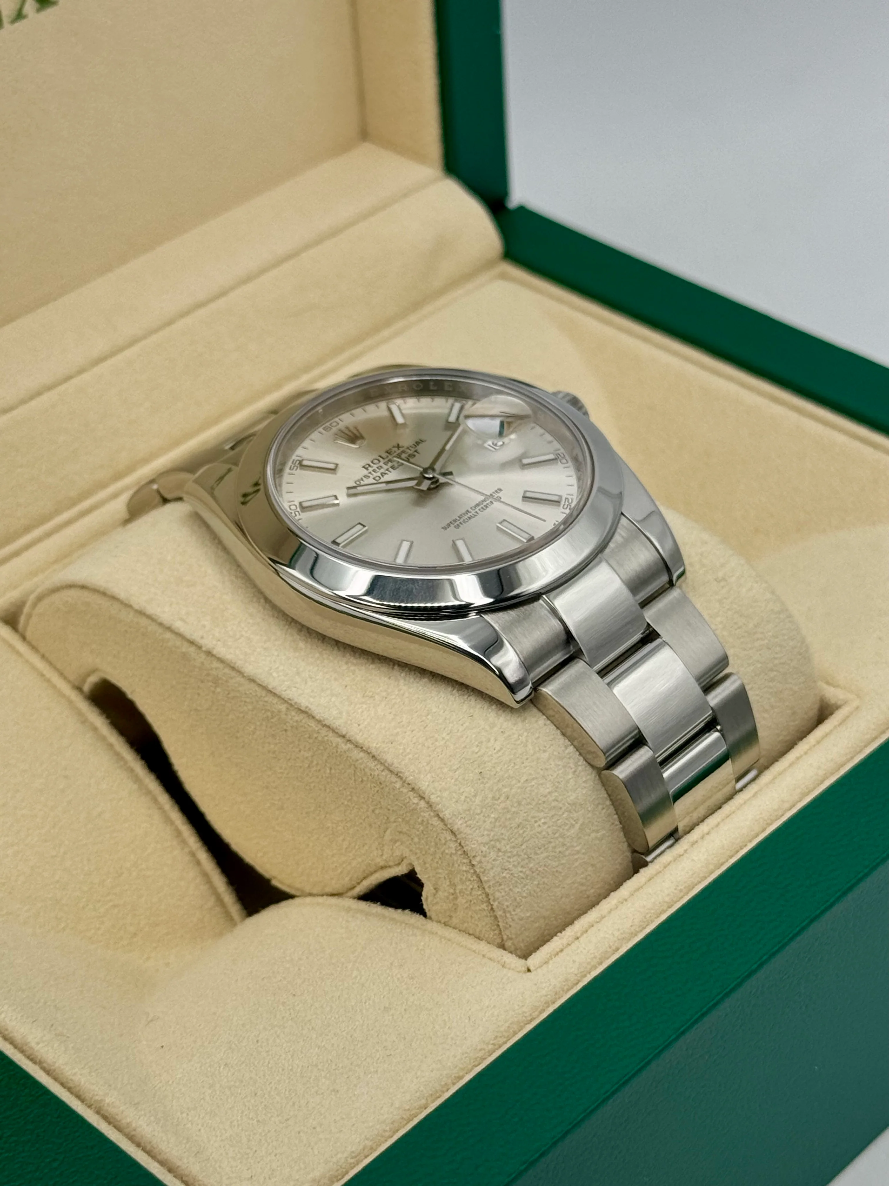 2018 Rolex Datejust 41mm 126300 Stainless Steel Oyster Silver Dial - Image 6