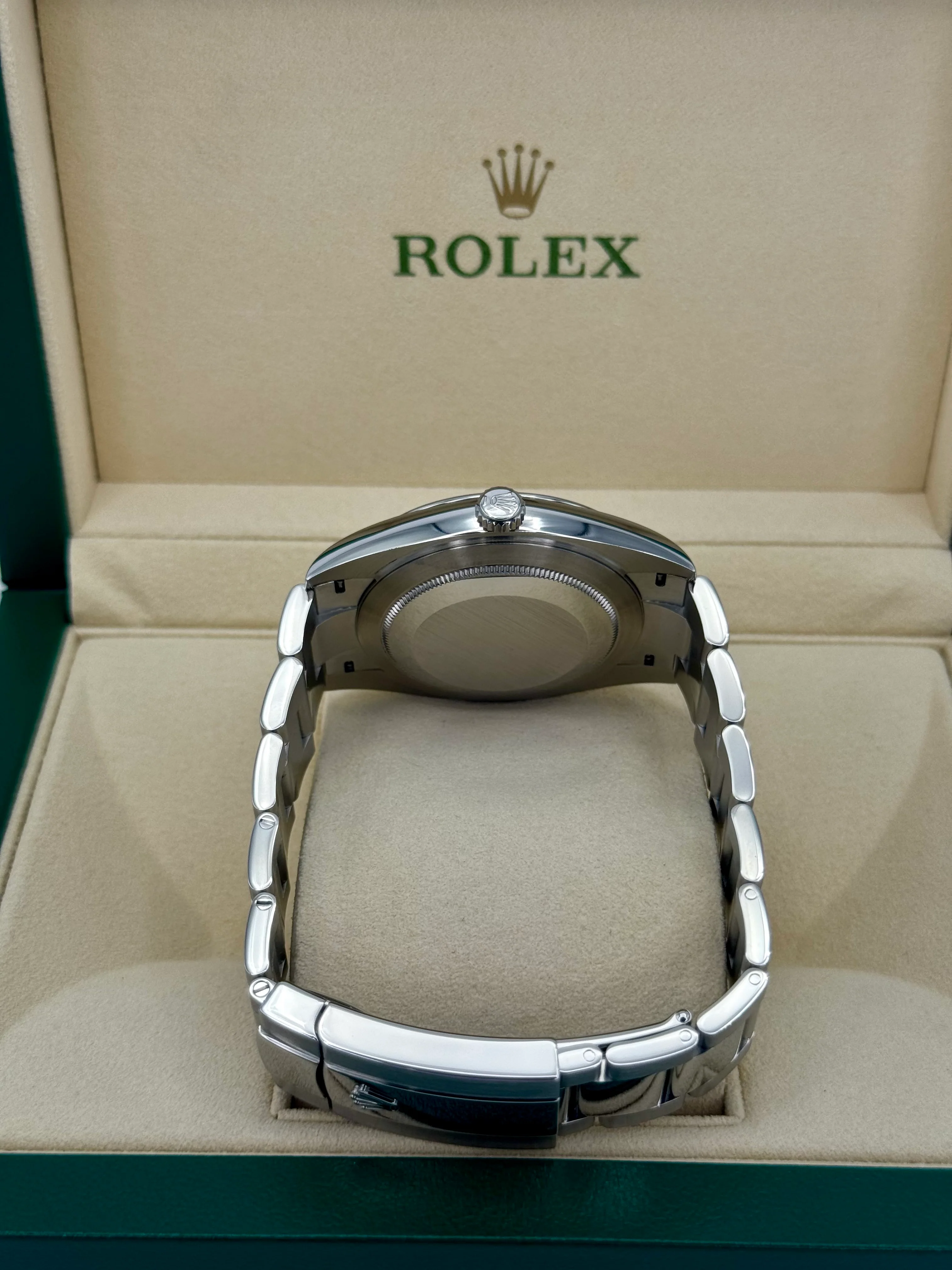 2018 Rolex Datejust 41mm 126300 Stainless Steel Oyster Silver Dial - Image 9