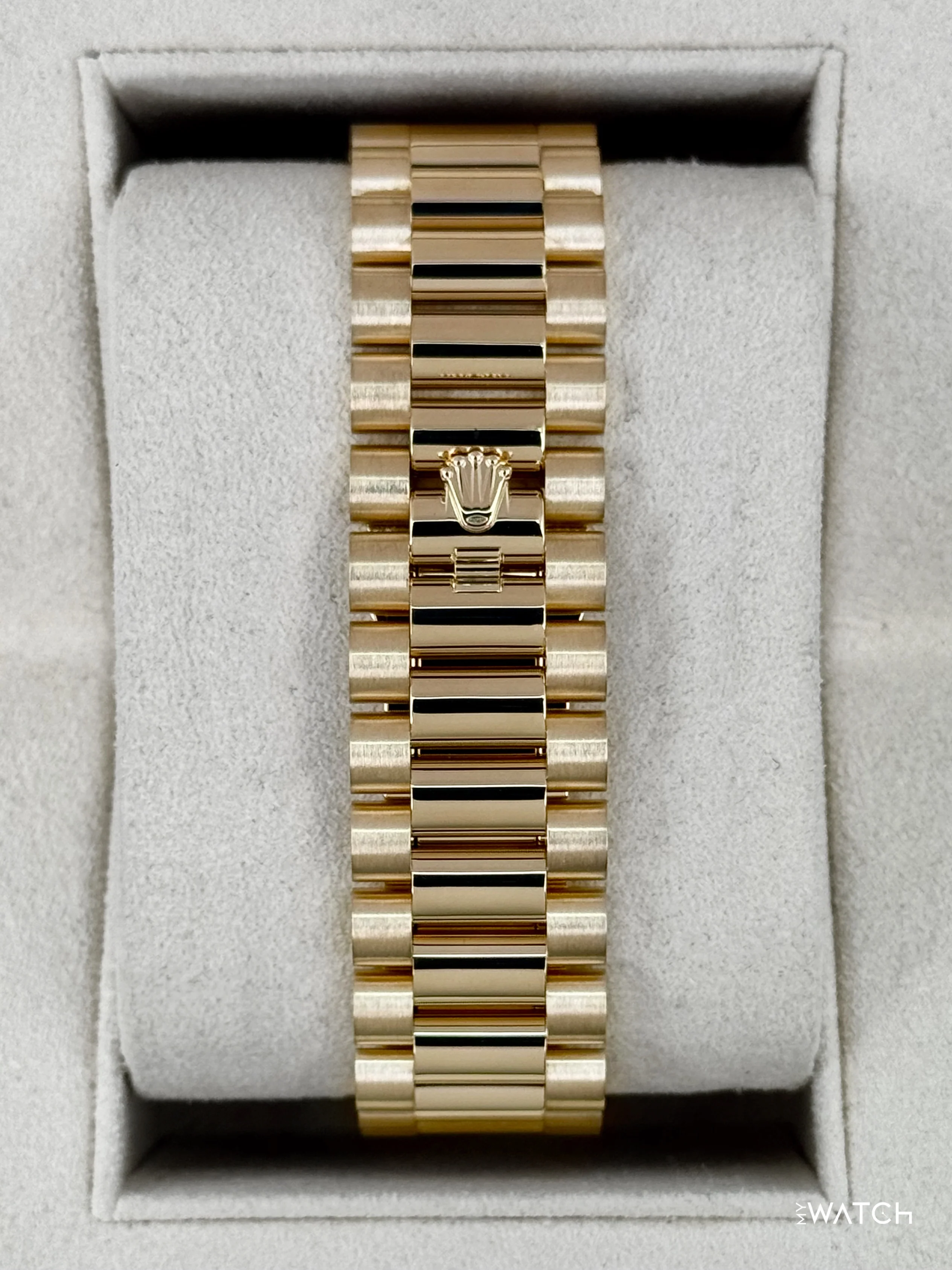 2018 Rolex Day-Date 40mm 228238 Presidential Champagne Dial - Image 2