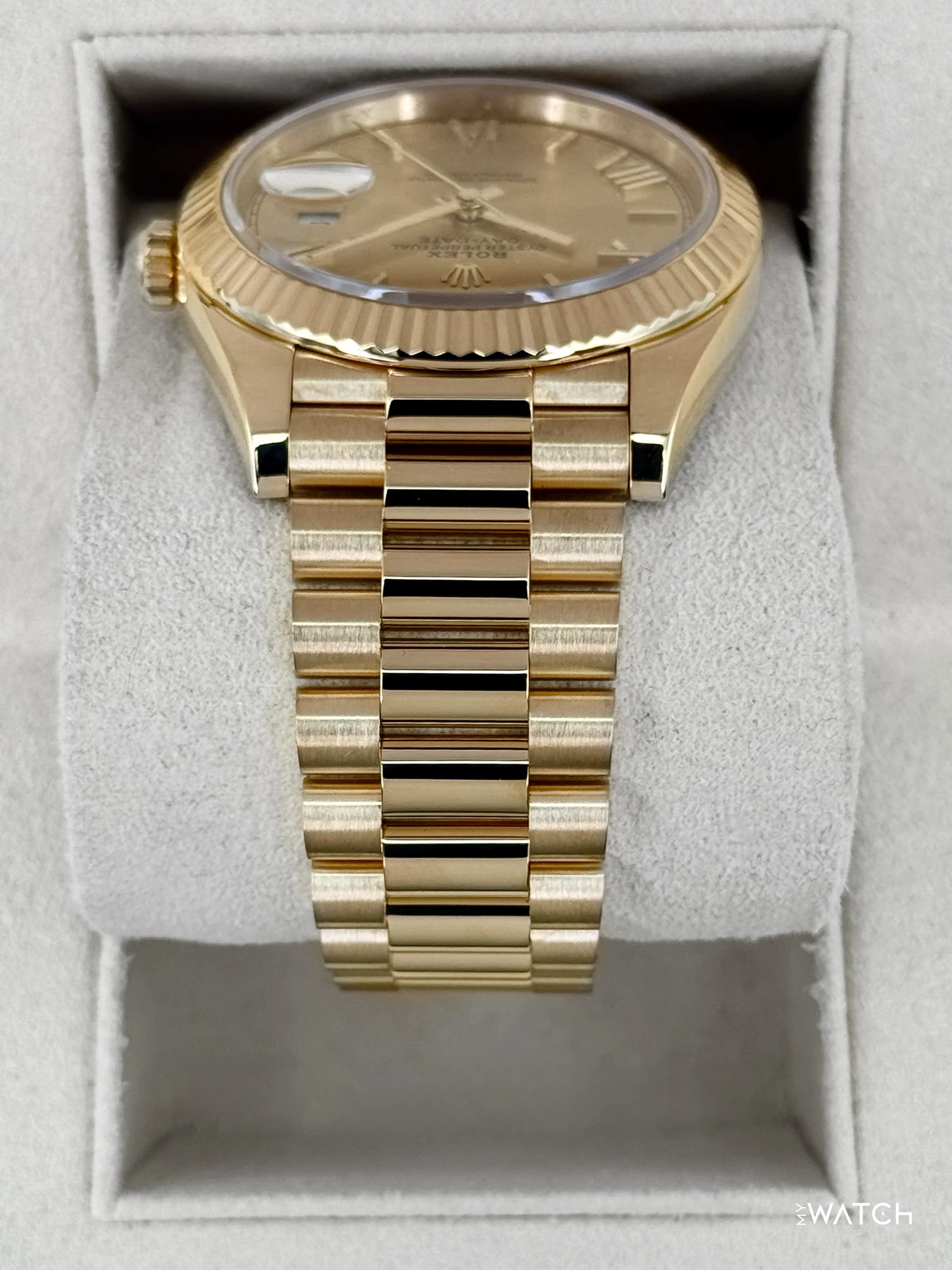 2018 Rolex Day-Date 40mm 228238 Presidential Champagne Dial - Image 4