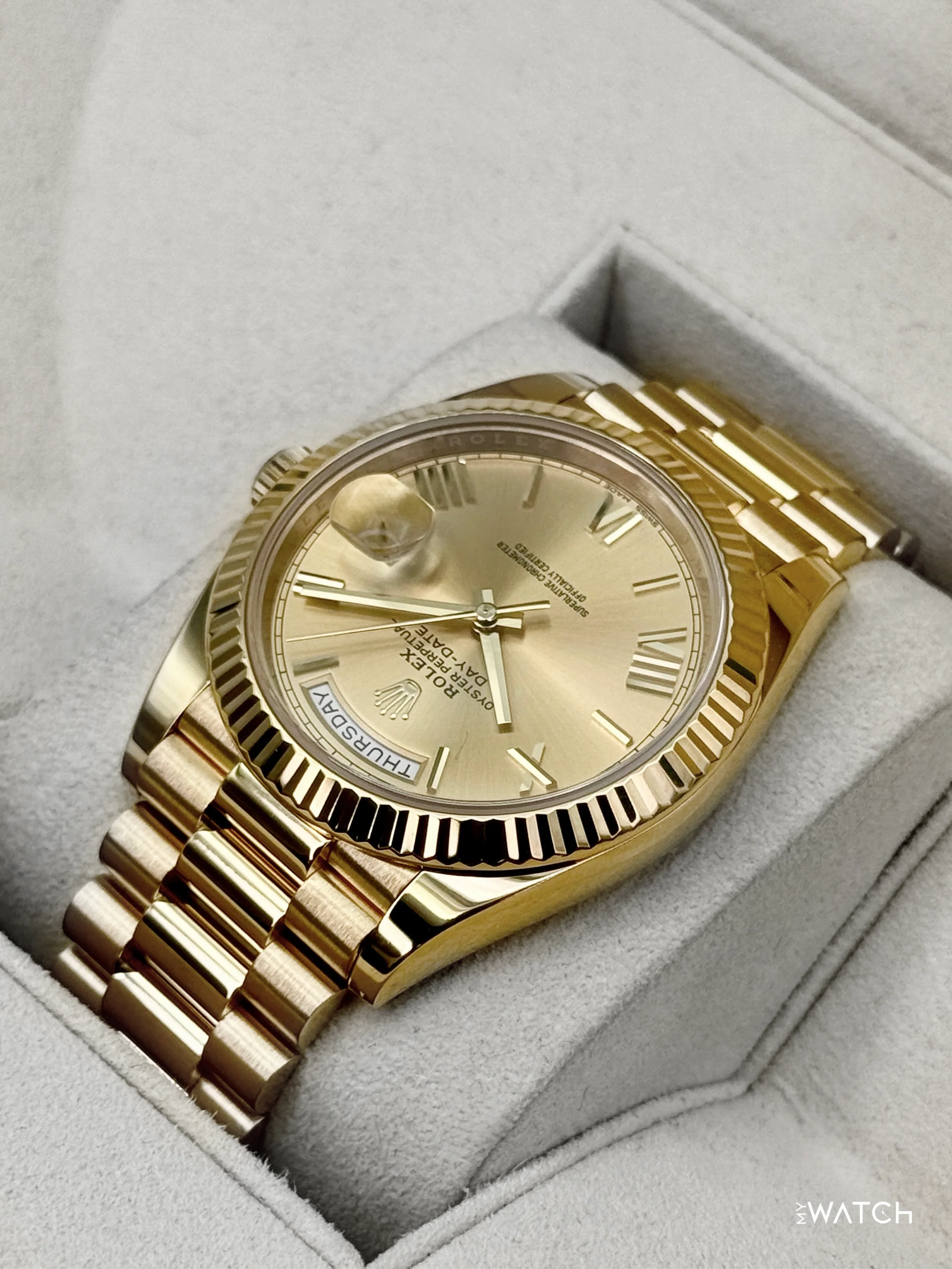 2018 Rolex Day-Date 40mm 228238 Presidential Champagne Dial - Image 7