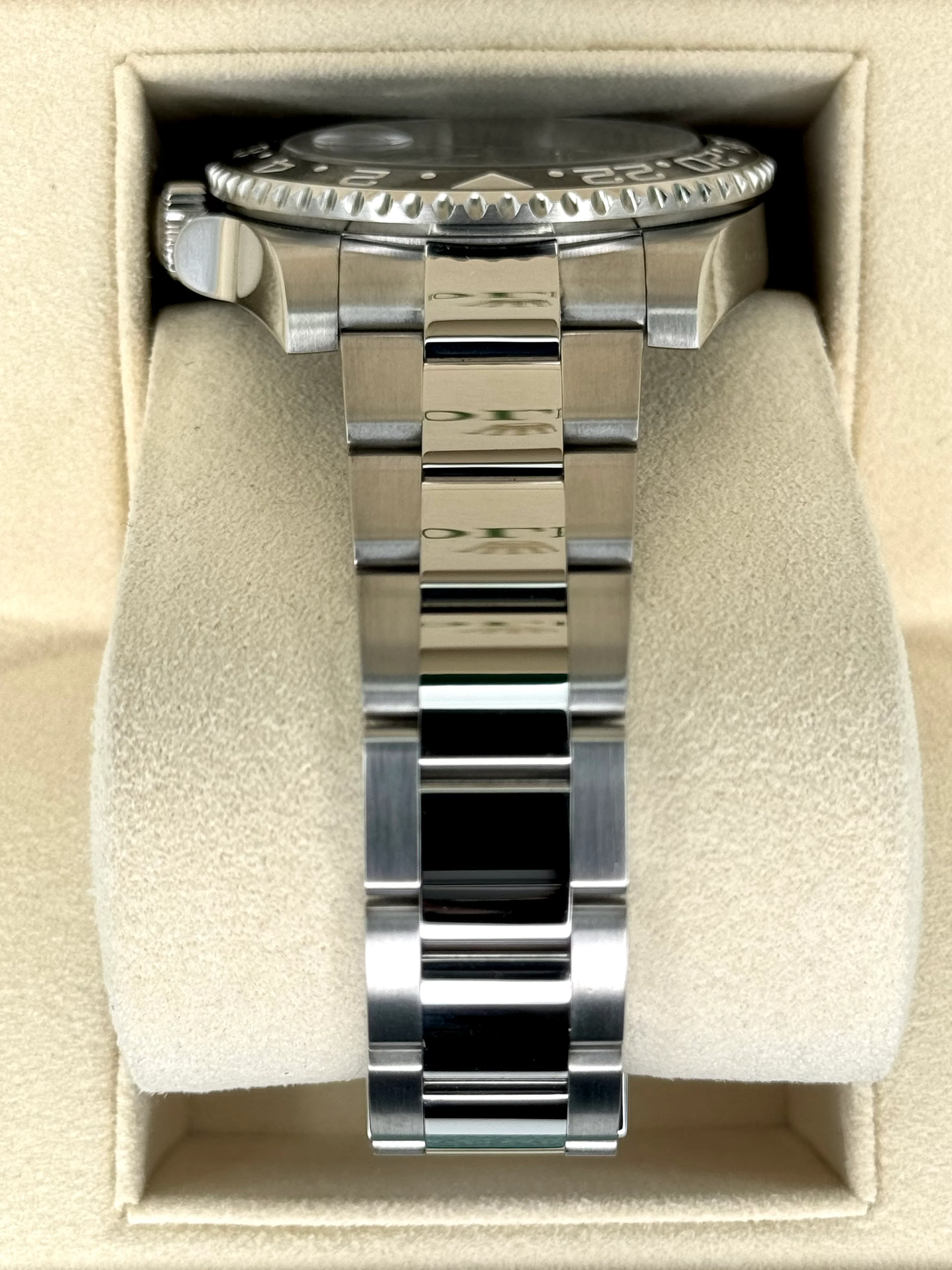 2018 Rolex GMT-Master II 40mm 116710LN Stainless Steel Black Dial - Image 4