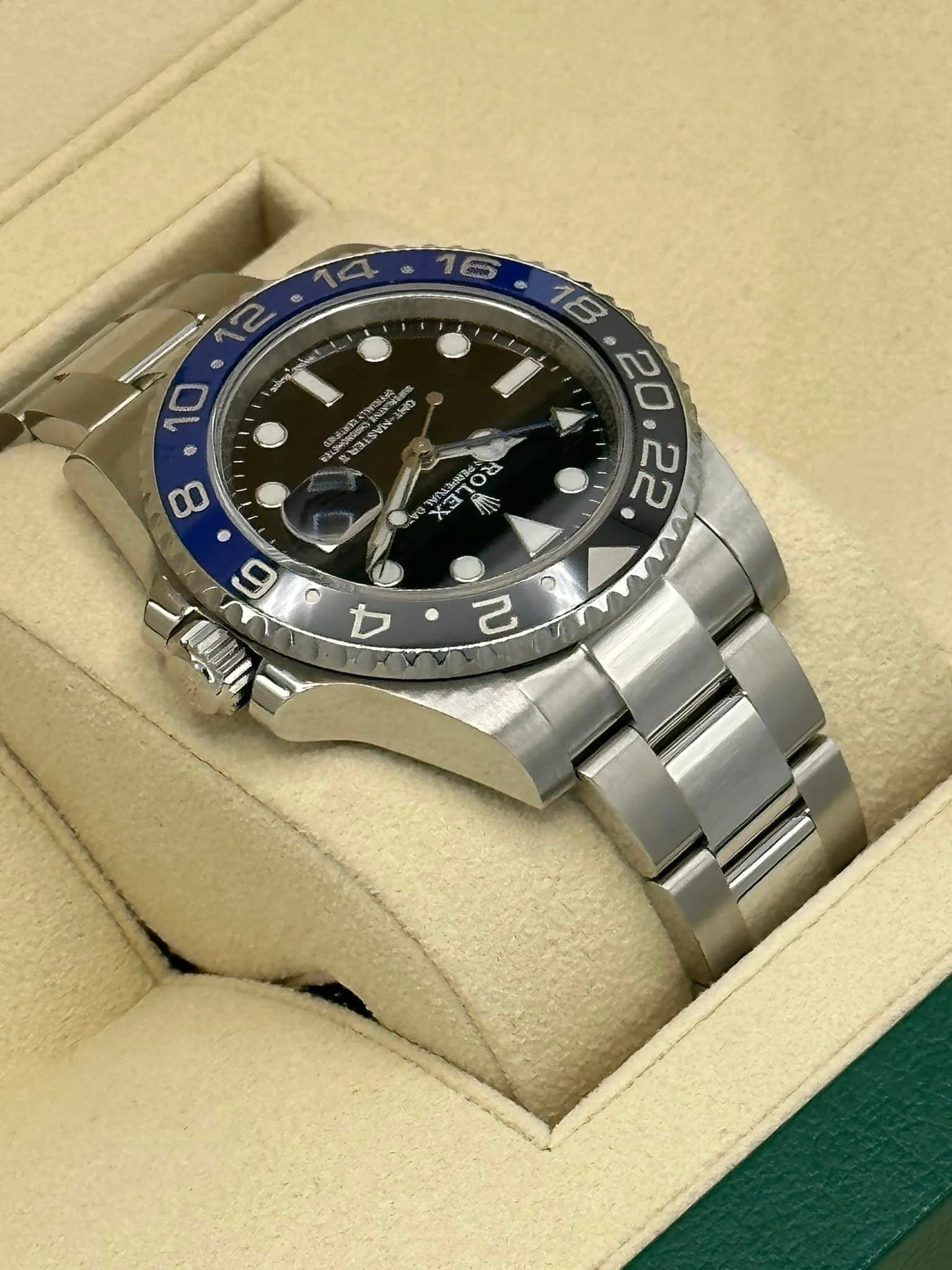 2018 Rolex GMT Master II "Batman" 40mm 116710BLNR Oyster - Image 6