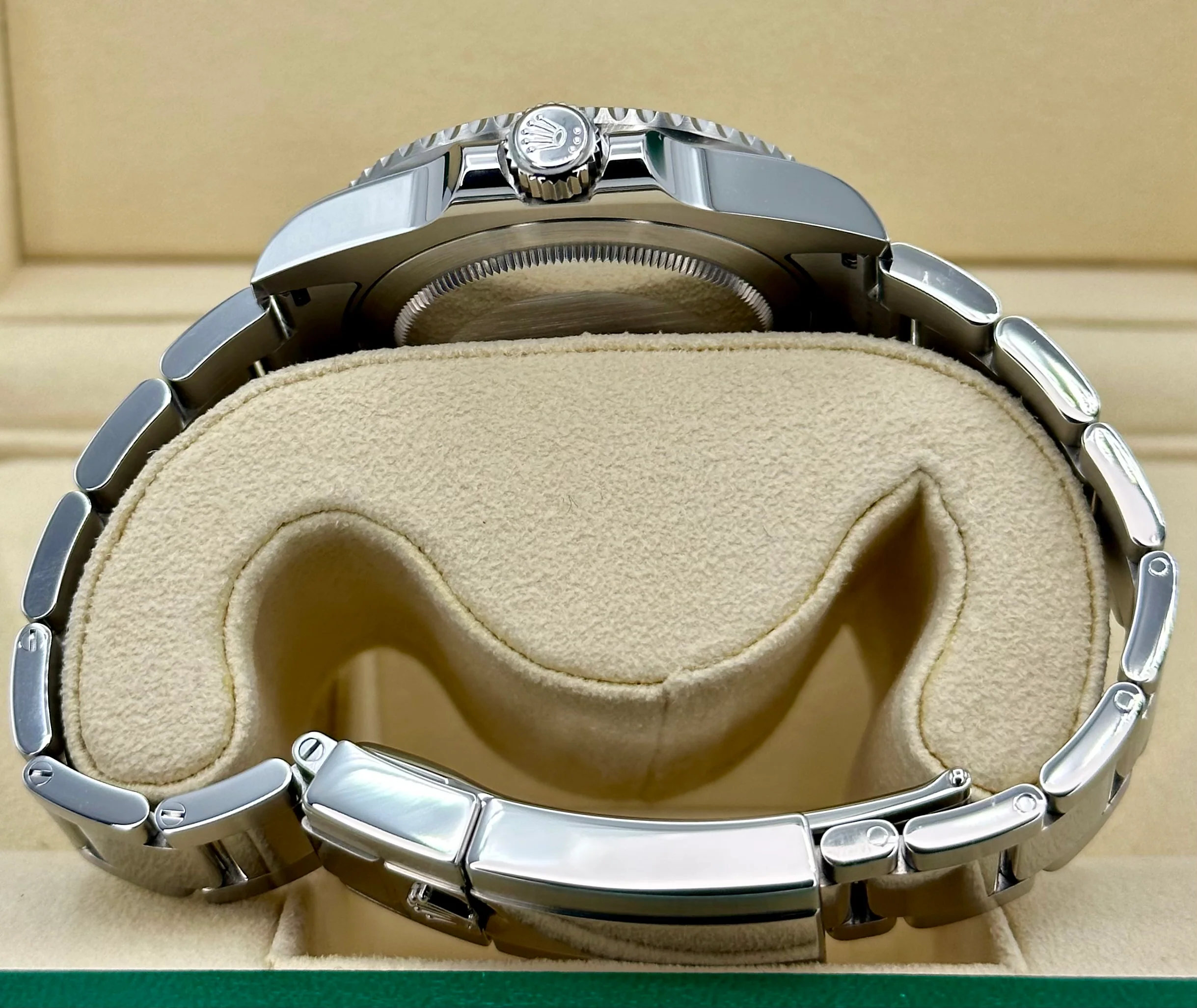 2018 Rolex GMT-Master II "Batman" 40mm 116710BLNR Oyster - Image 9