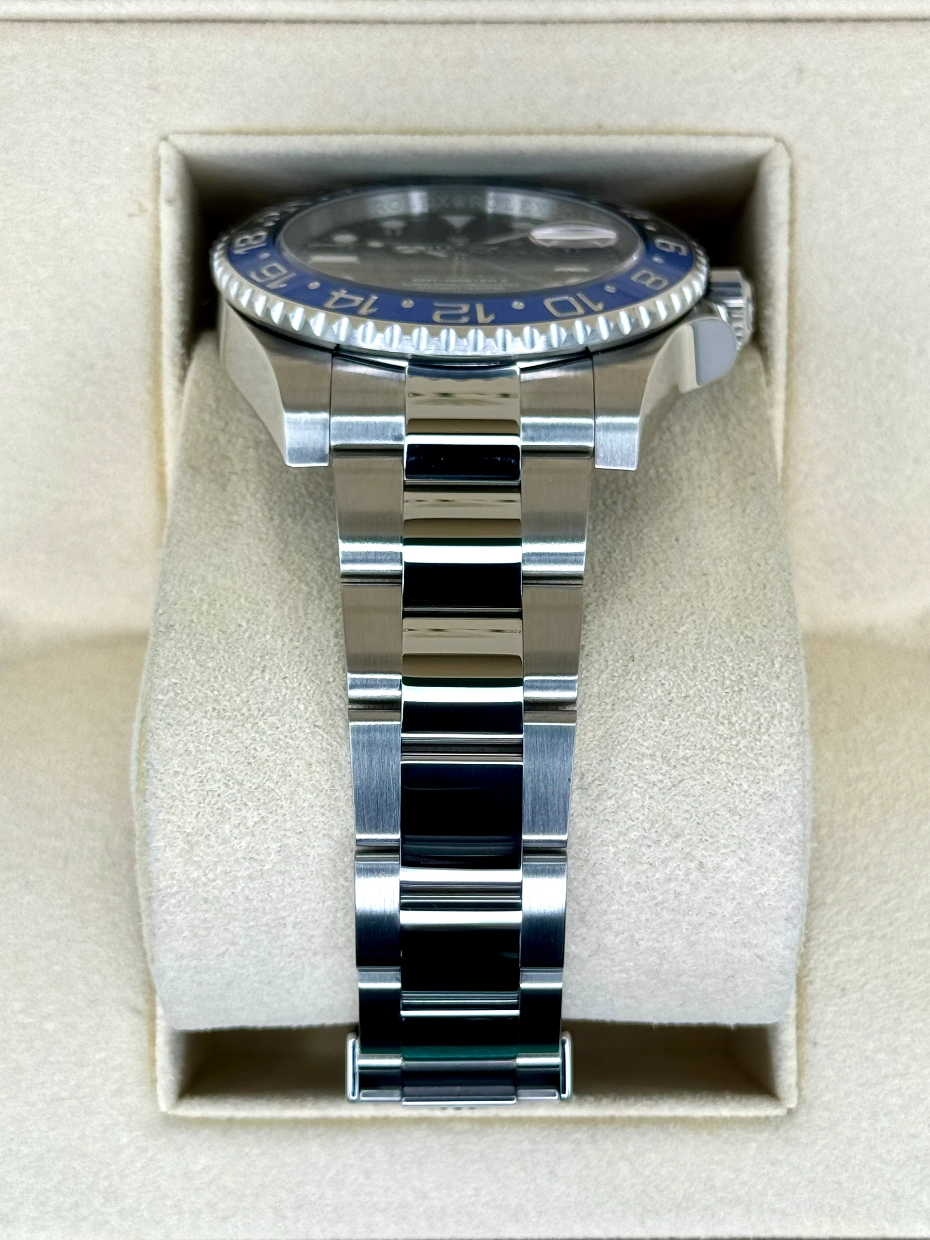 2018 Rolex GMT-Master II "Batman" 40mm 116710BLNR Oyster - Image 3