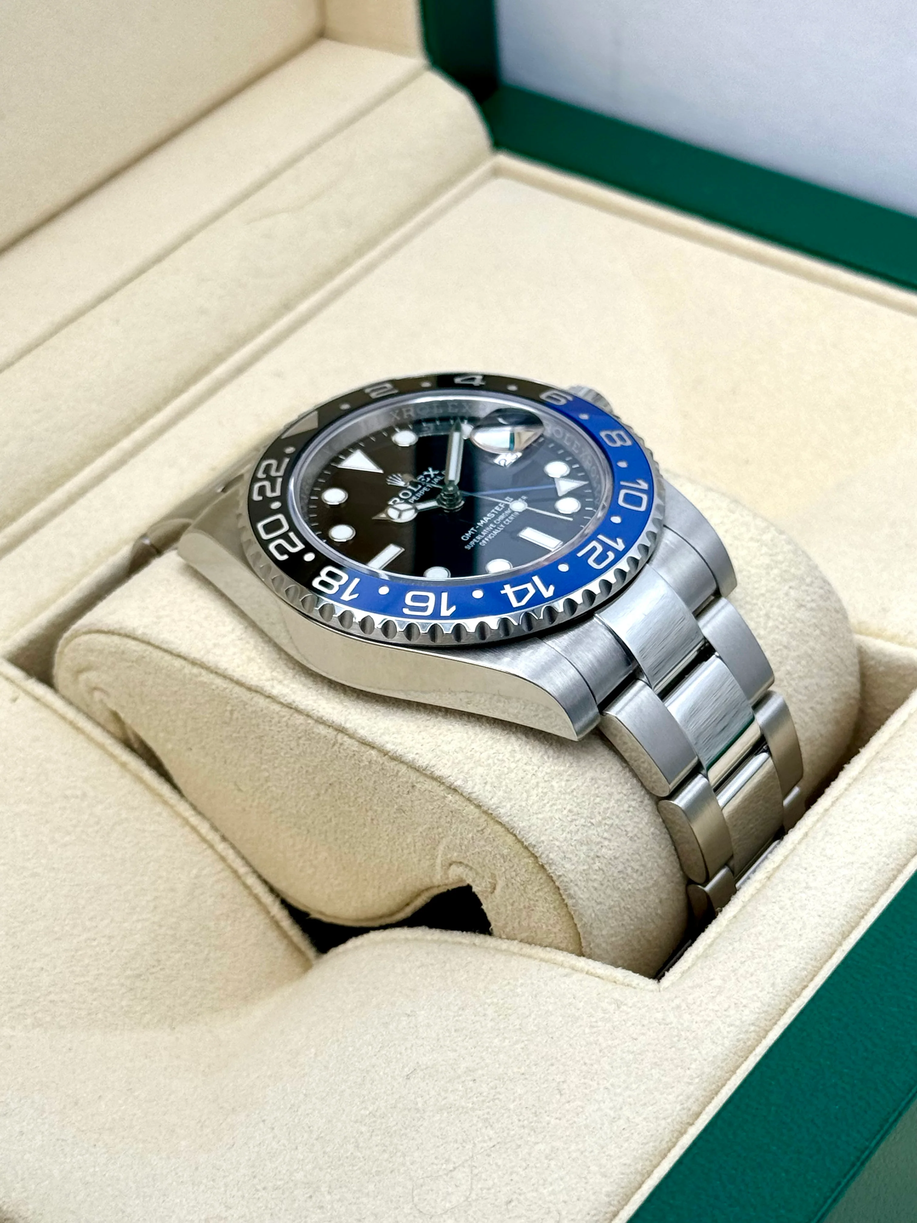 2018 Rolex GMT-Master II "Batman" 40mm 116710BLNR Oyster - Image 6