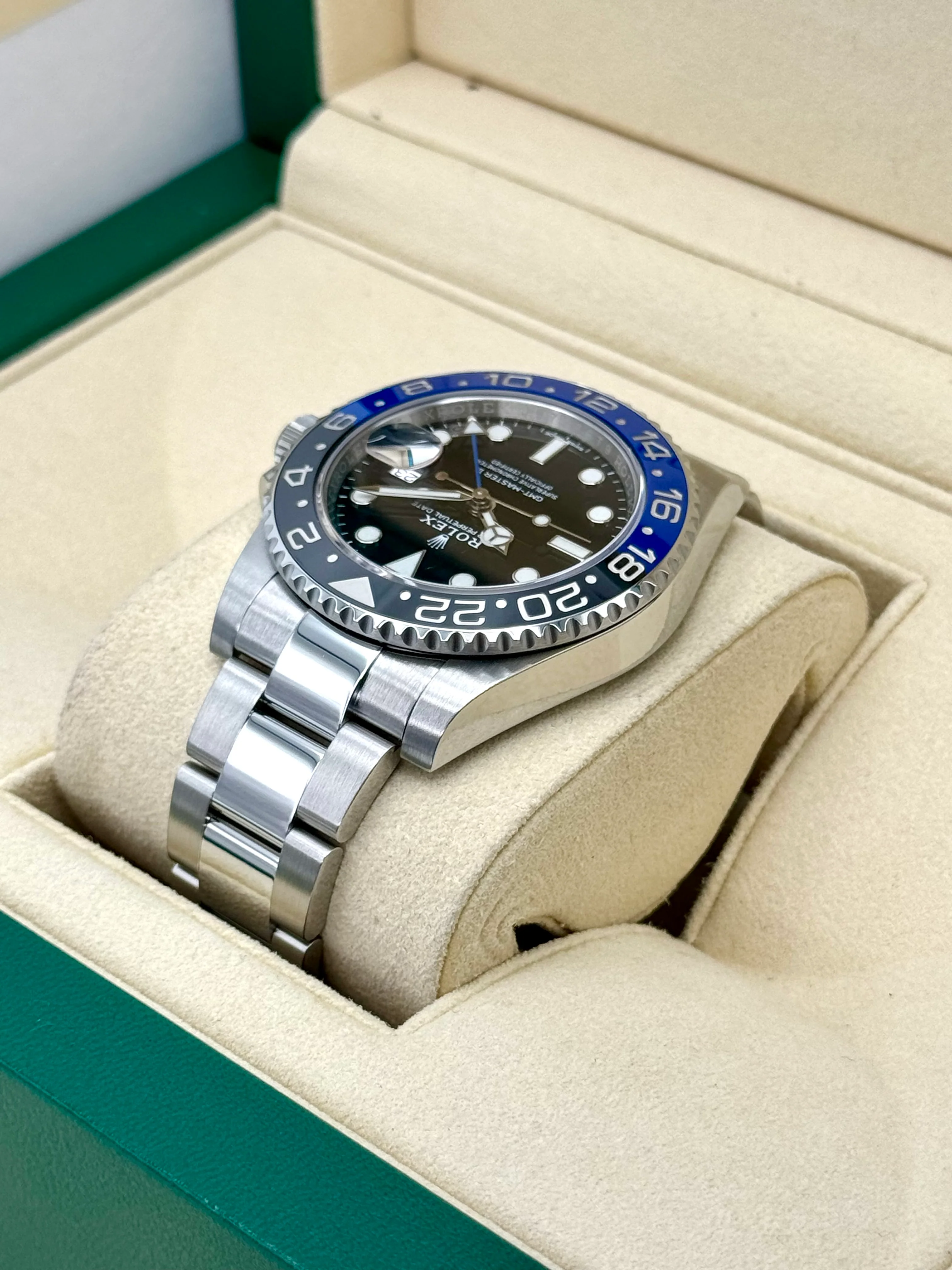 2018 Rolex GMT-Master II "Batman" 40mm 116710BLNR Oyster - Image 7