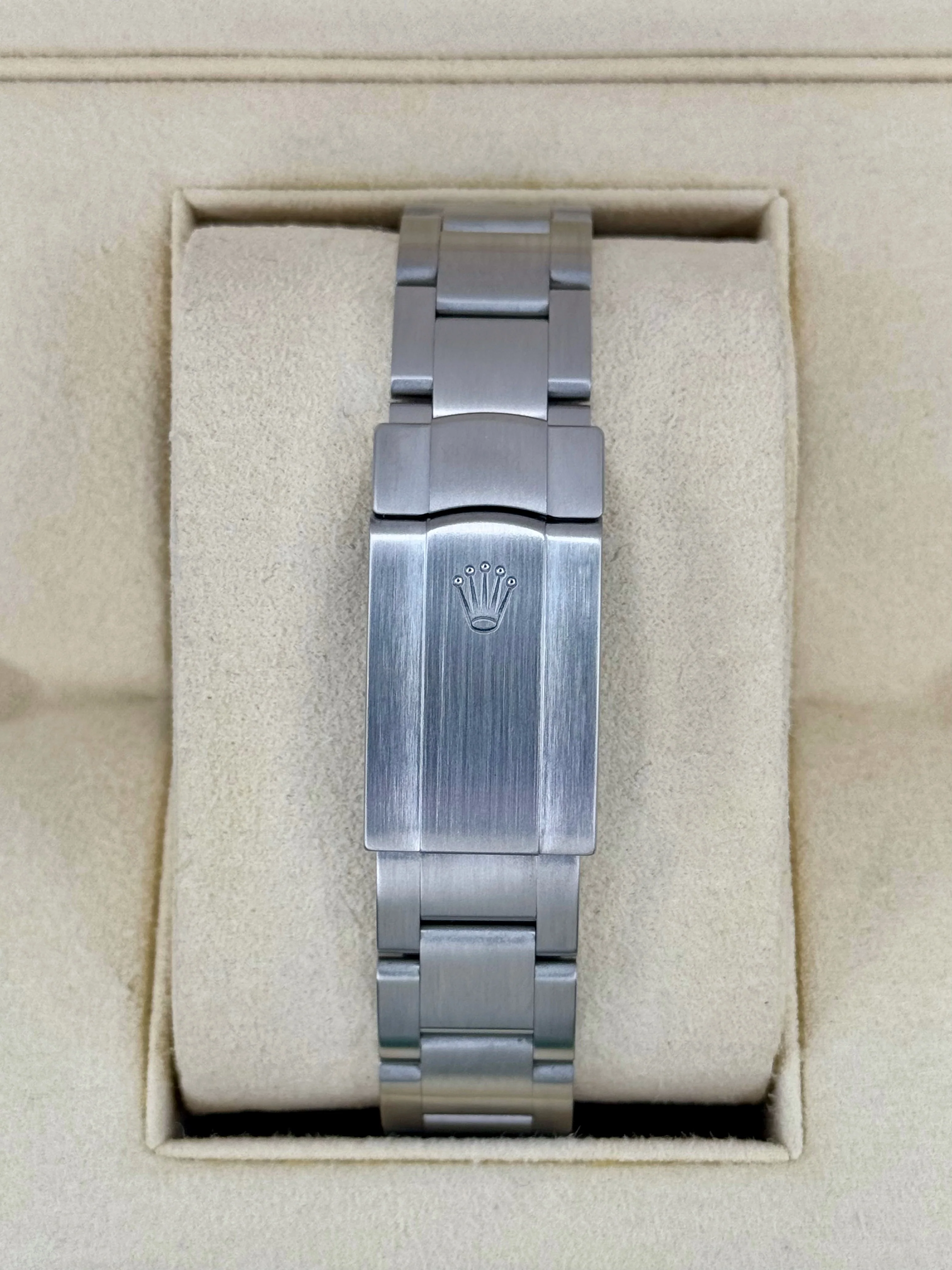 2018 Rolex Oyster Perpetual 39mm 114300 Grape Dial - Image 2