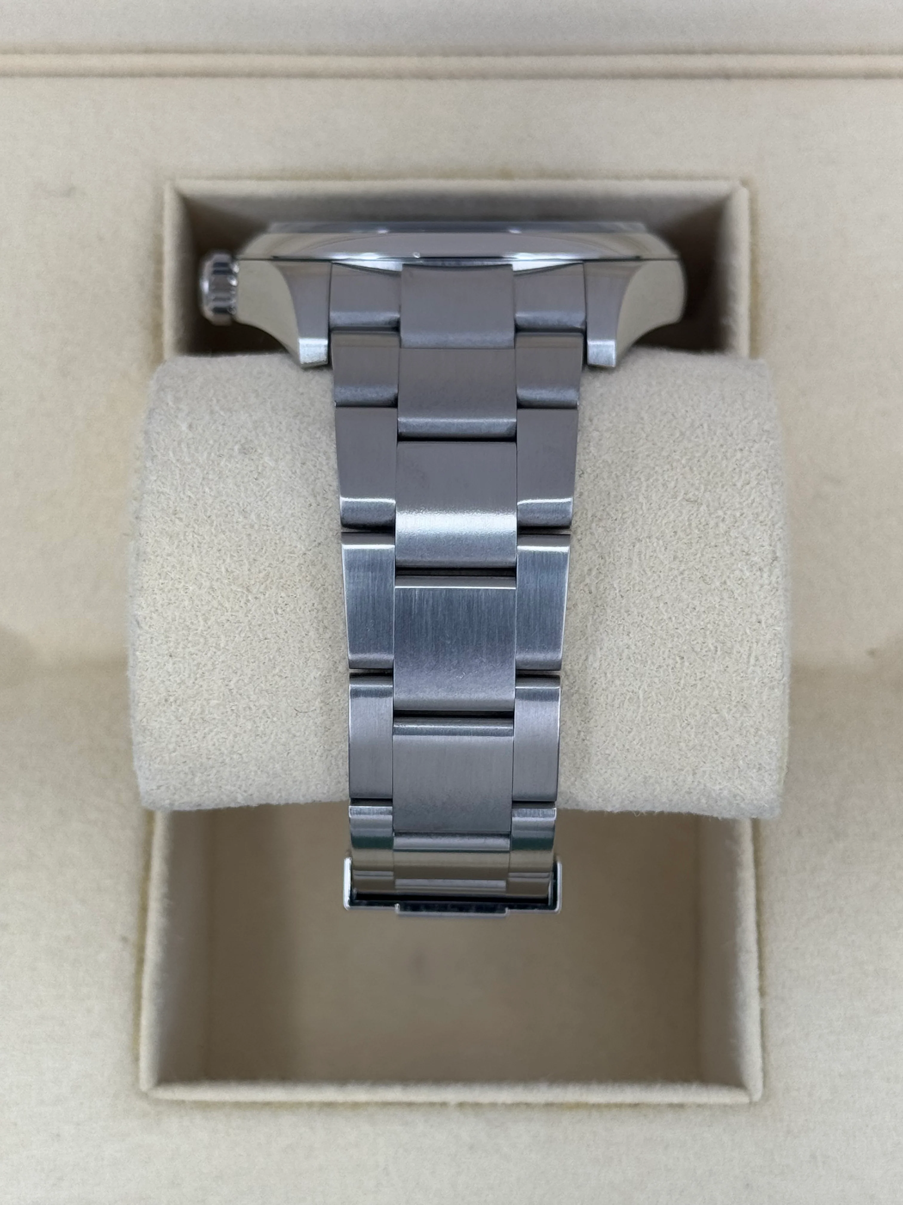 2018 Rolex Oyster Perpetual 39mm 114300 Grape Dial - Image 4