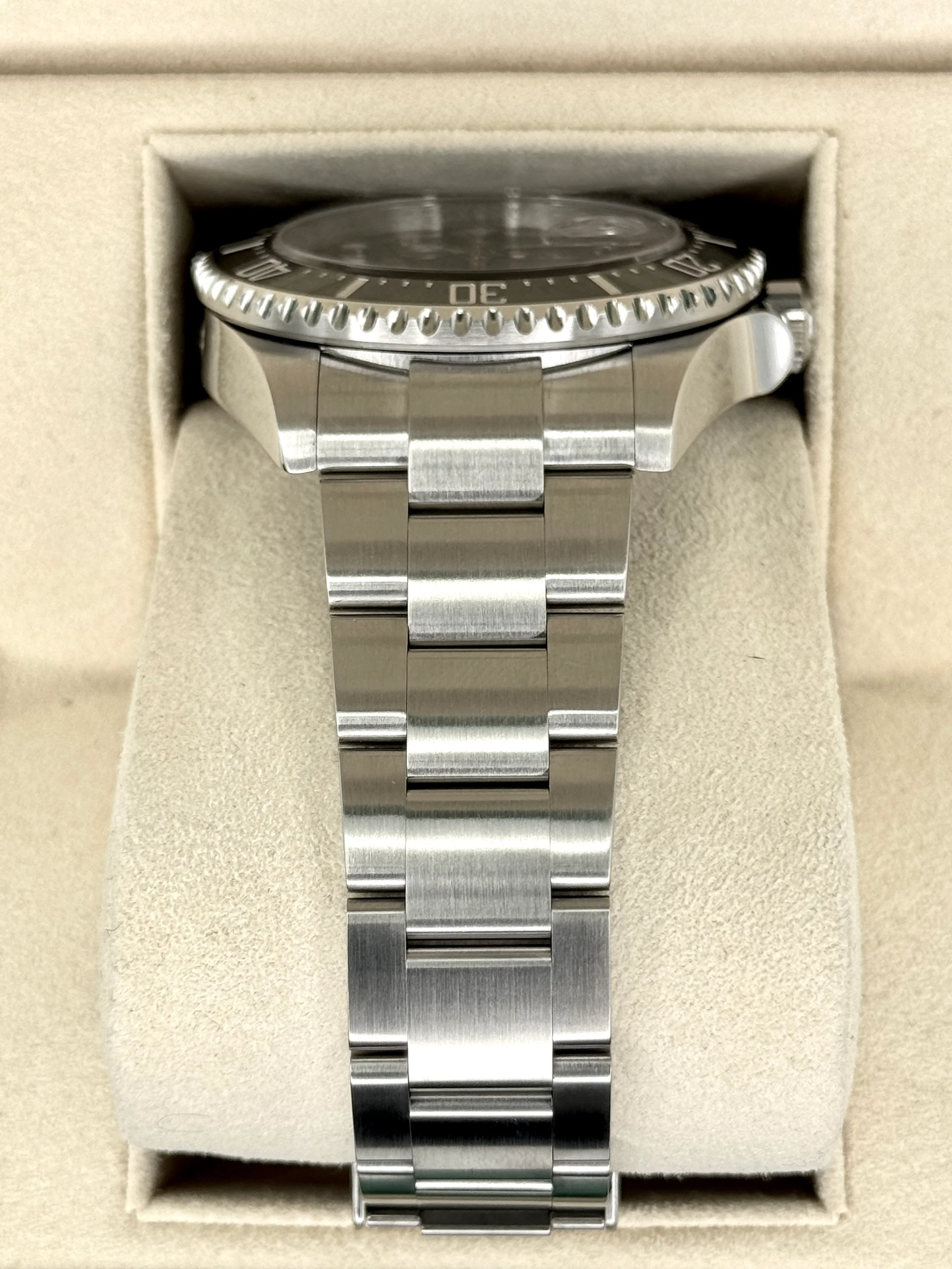 2018 Rolex Sea-Dweller 43mm 126600 Black MK 1 Dial - Image 3