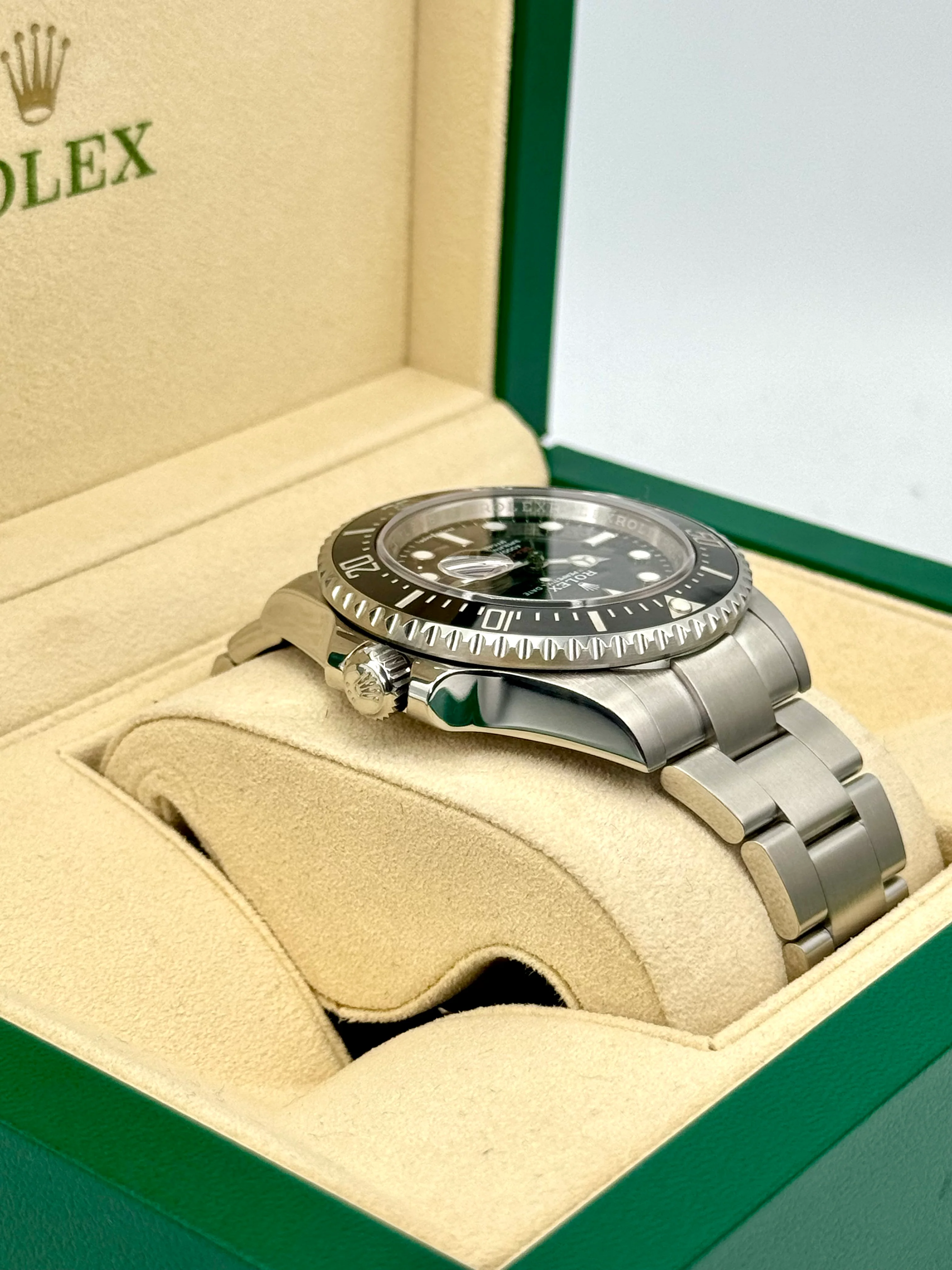 2018 Rolex Sea-Dweller 43mm 126600 Black MK 1 Dial - Image 8