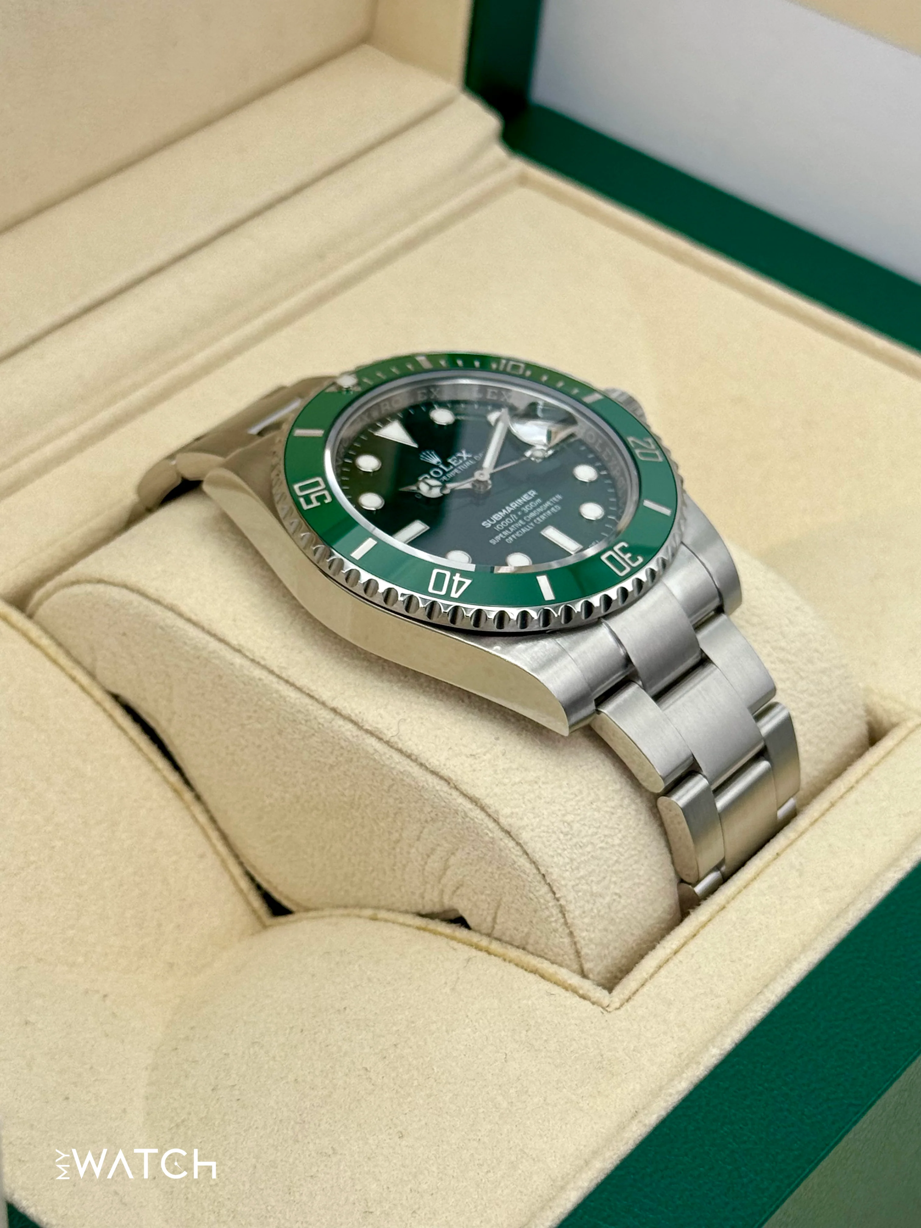 2018 Rolex Submariner “Hulk” 40mm 116610LV Green Dial - Image 6