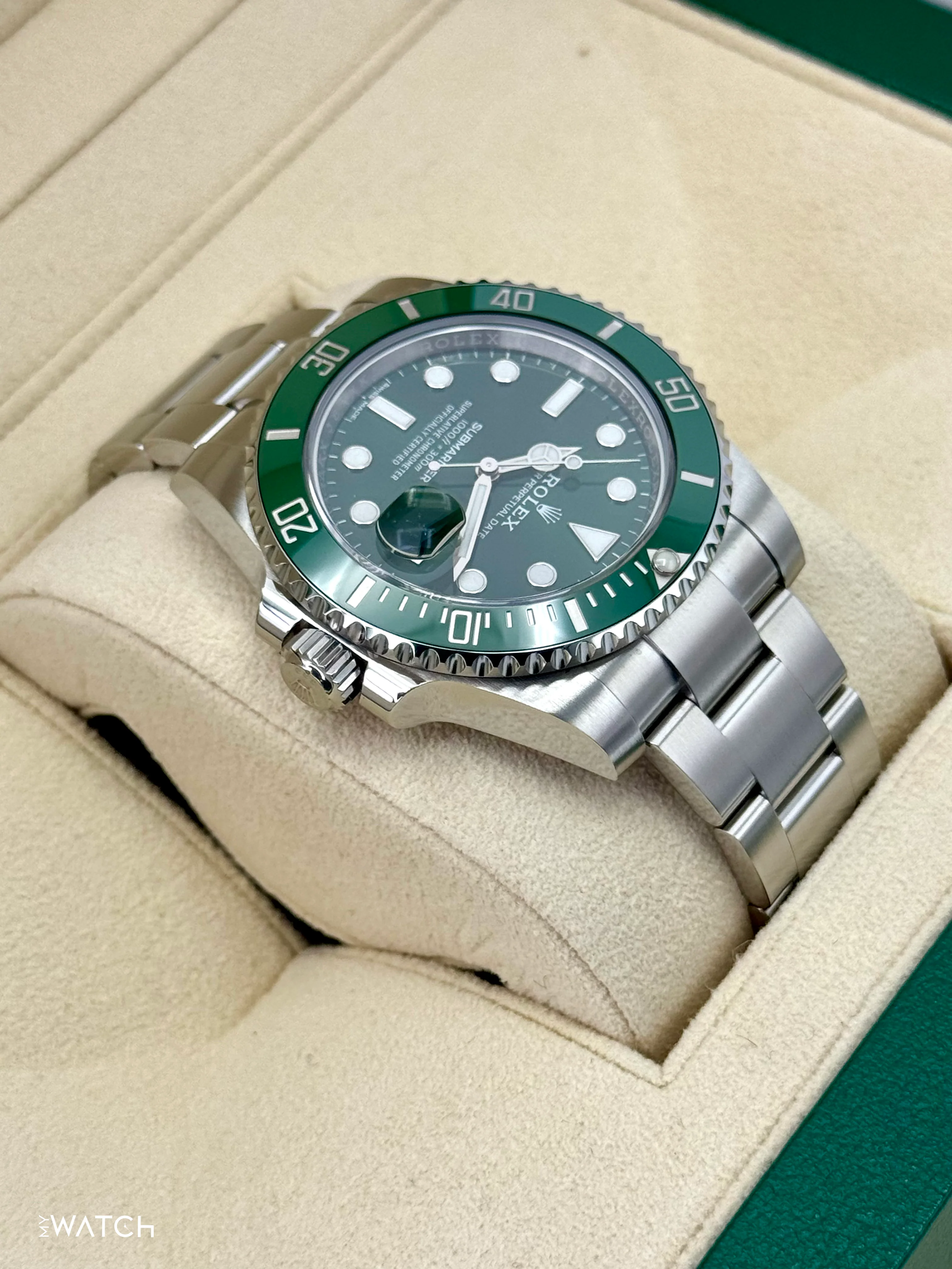 2018 Rolex Submariner “Hulk” 40mm 116610LV Green Dial - Image 8