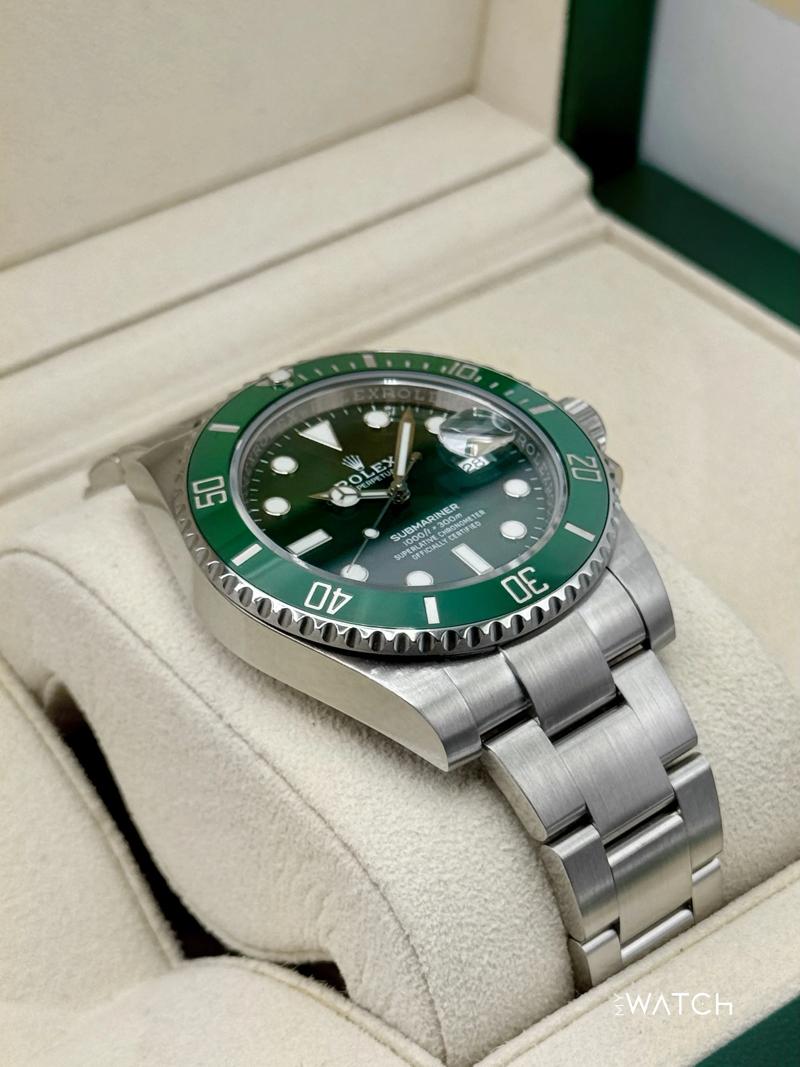 2018 Rolex Submariner “Hulk” 40mm 116610LV Green Dial - Image 6