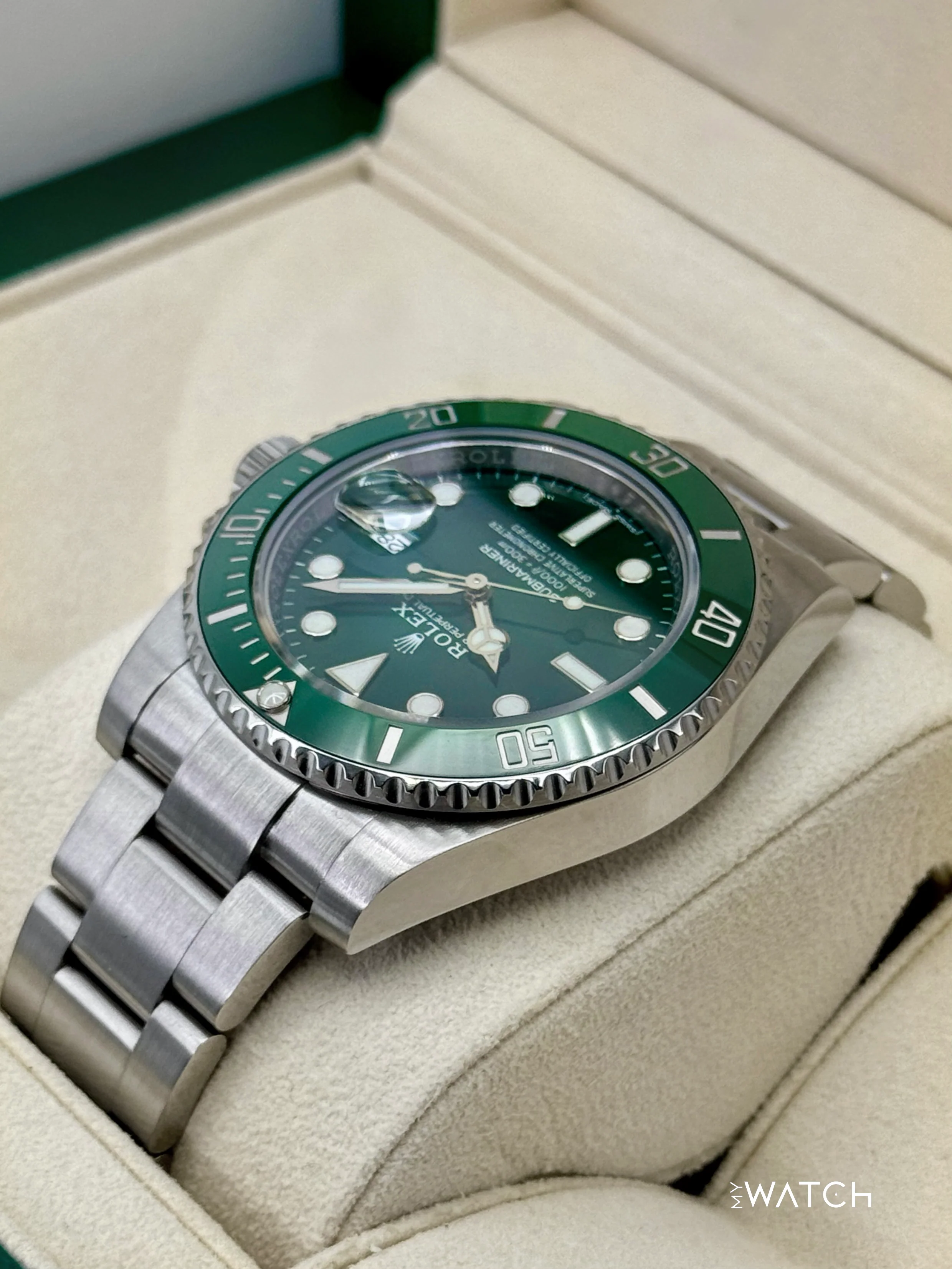 2018 Rolex Submariner “Hulk” 40mm 116610LV Green Dial - Image 7