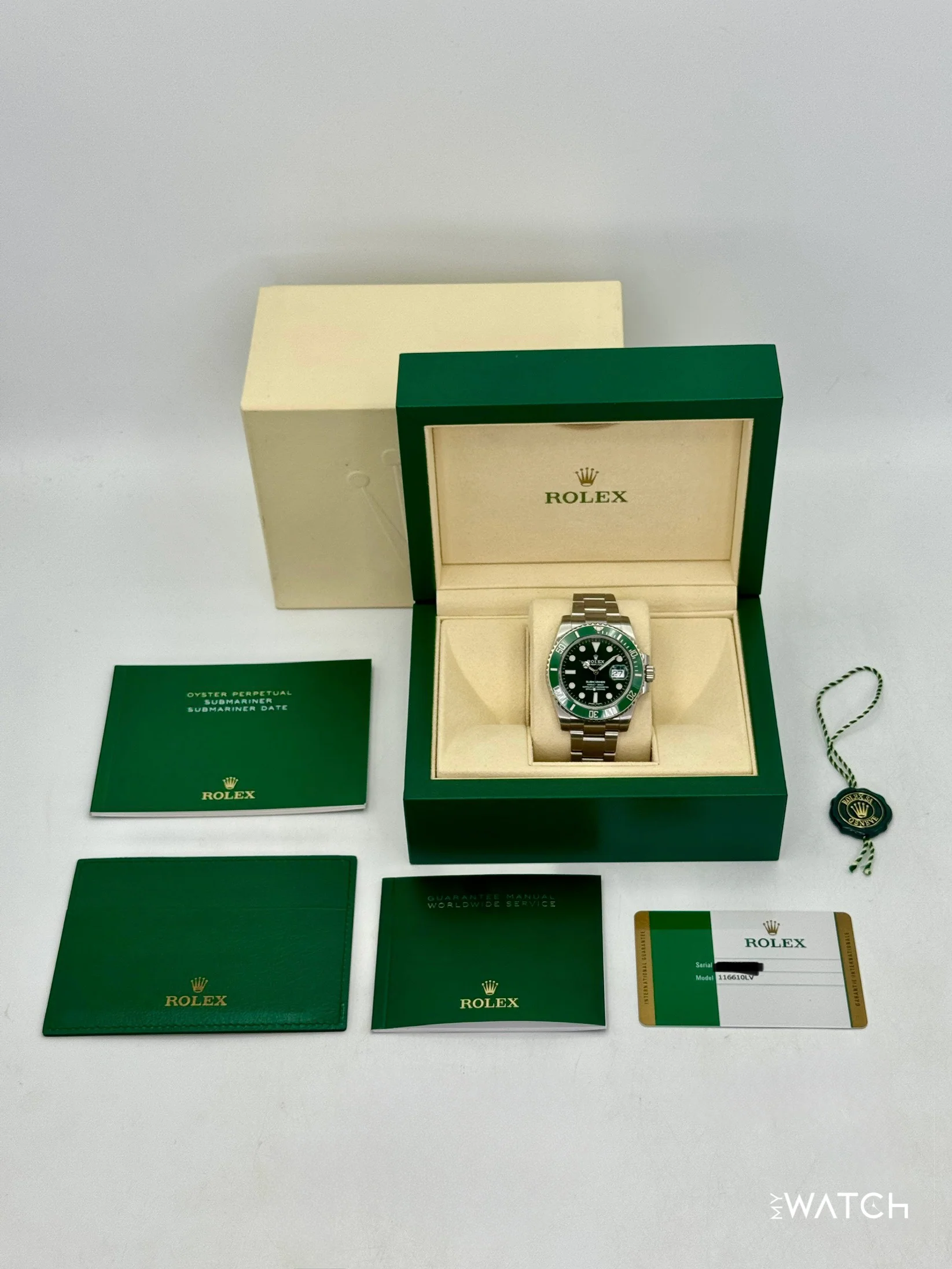 2018 Rolex Submariner “Hulk” 40mm 116610LV Green Dial - Image 10