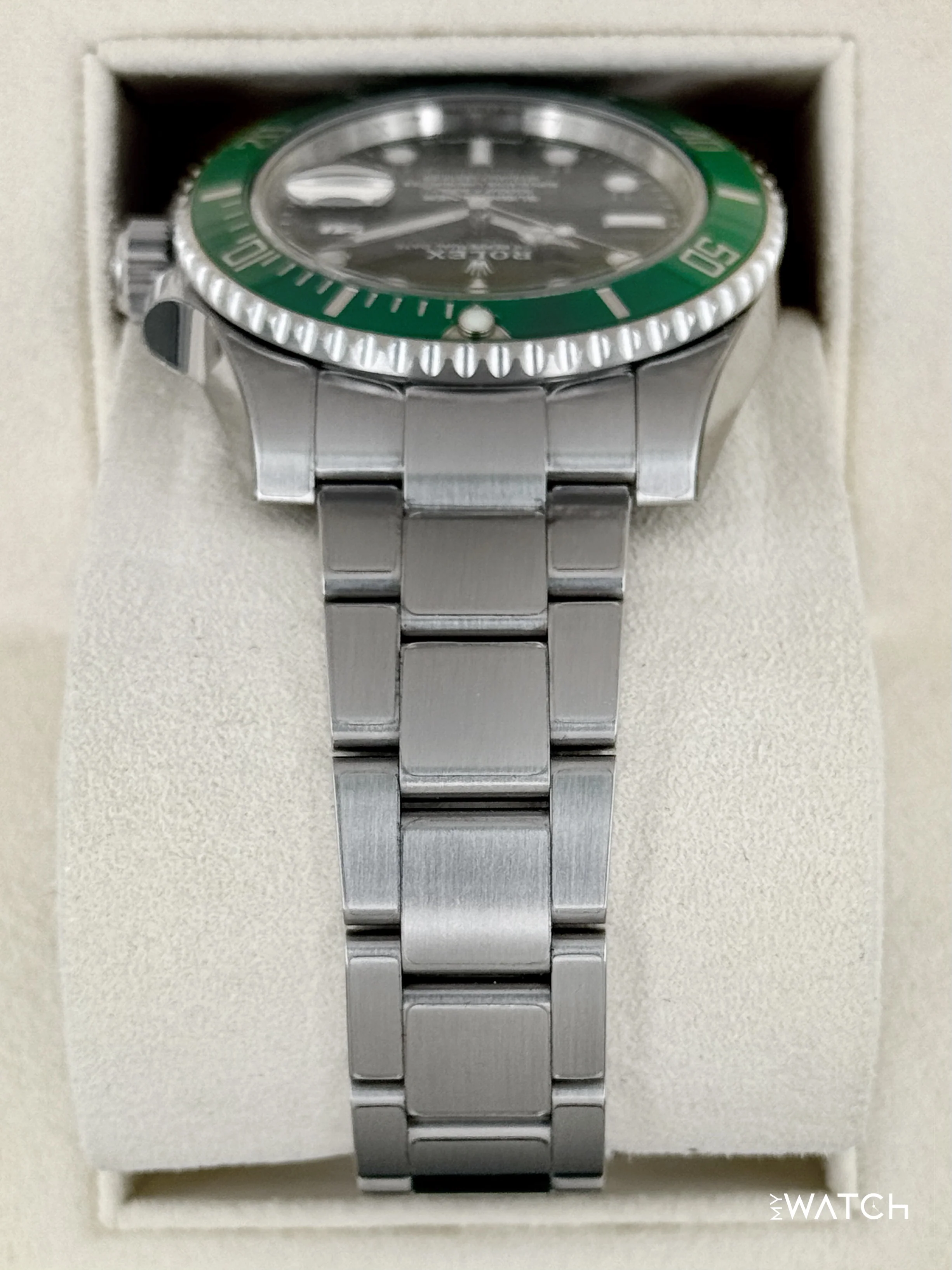 2018 Rolex Submariner “Hulk” 40mm 116610LV Green Dial - Image 4