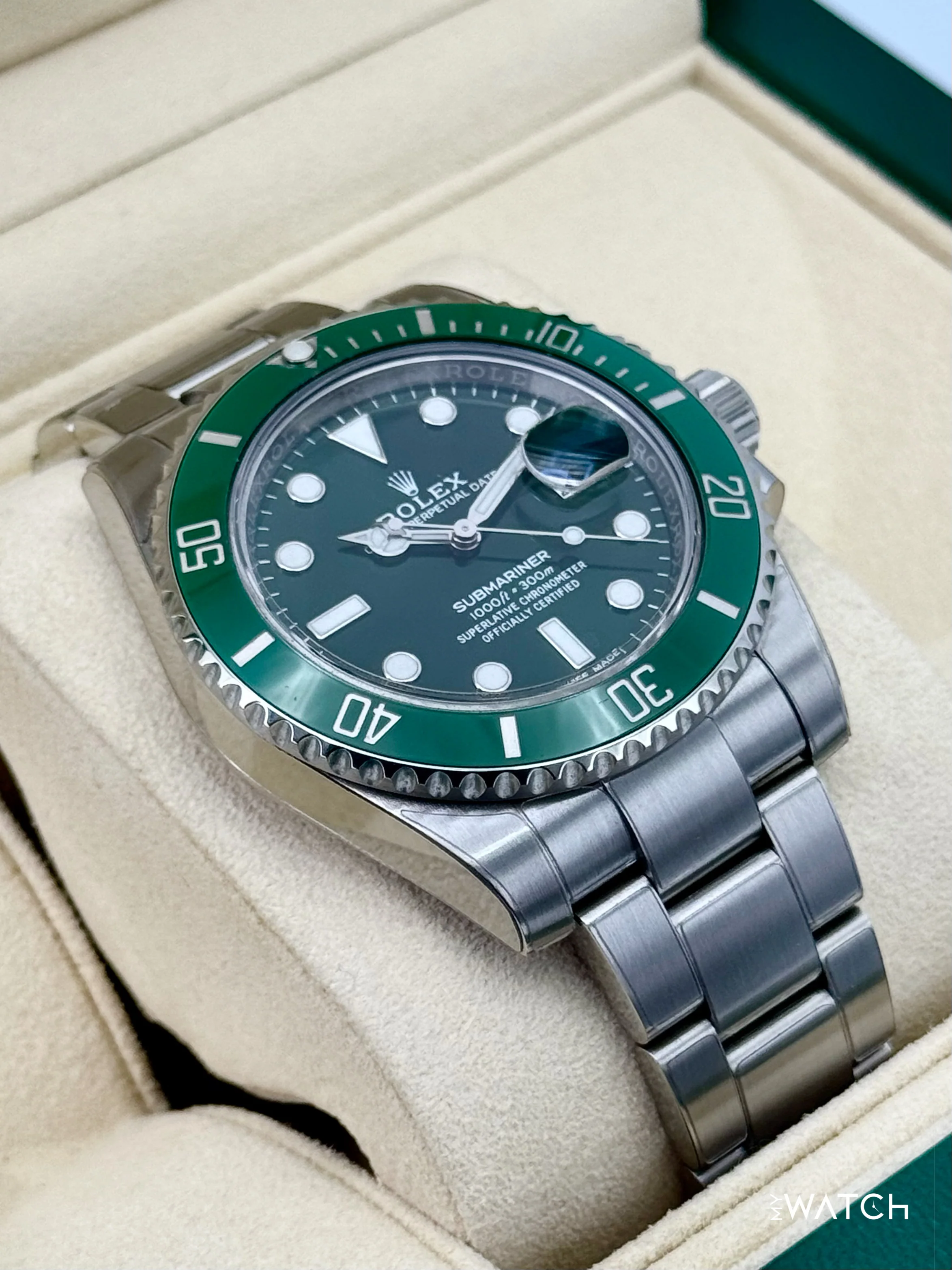 2018 Rolex Submariner “Hulk” 40mm 116610LV Green Dial - Image 6