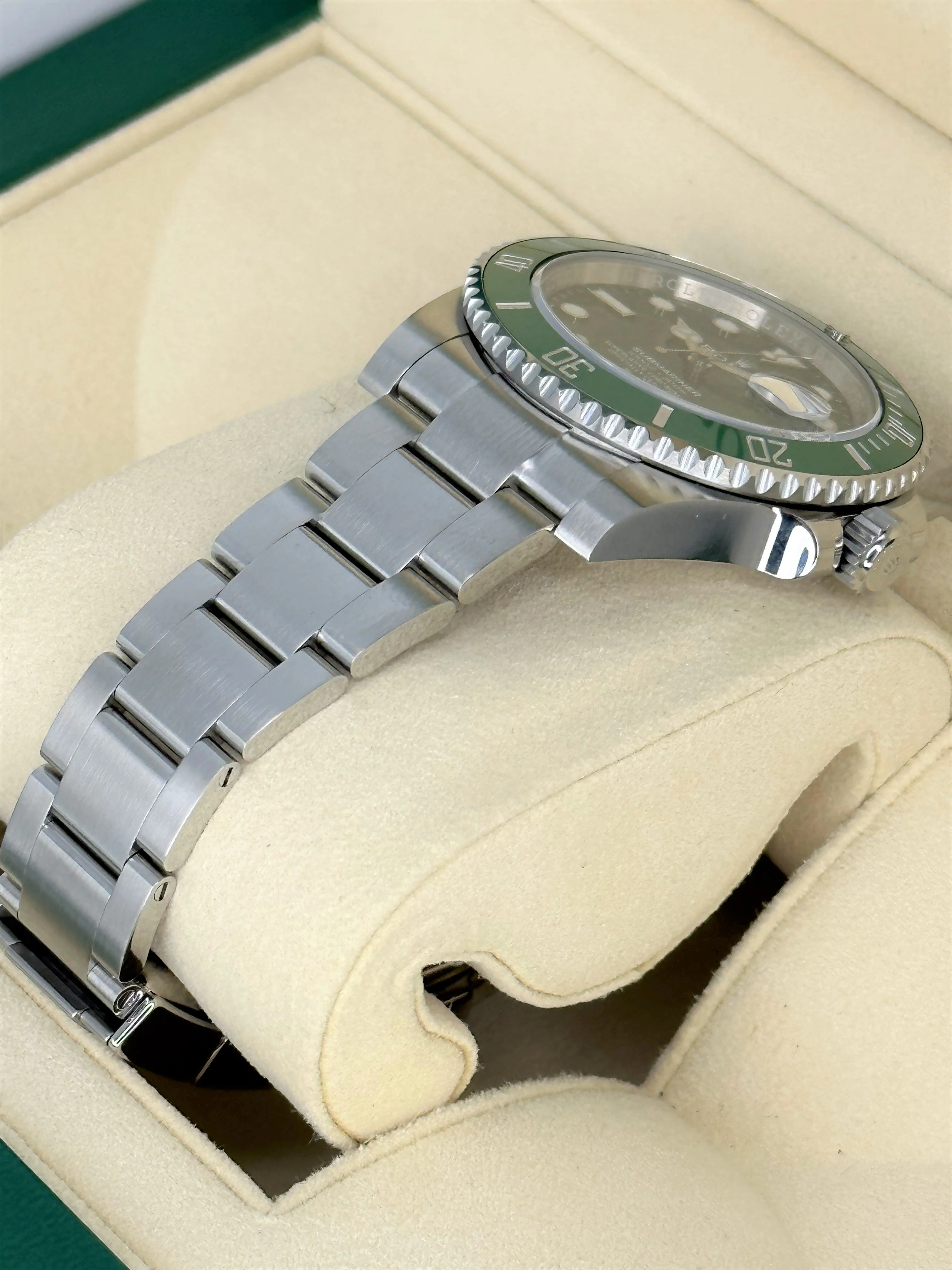 2018 Rolex Submariner "Hulk" 40mm 116610LV Green Dial - Image 5