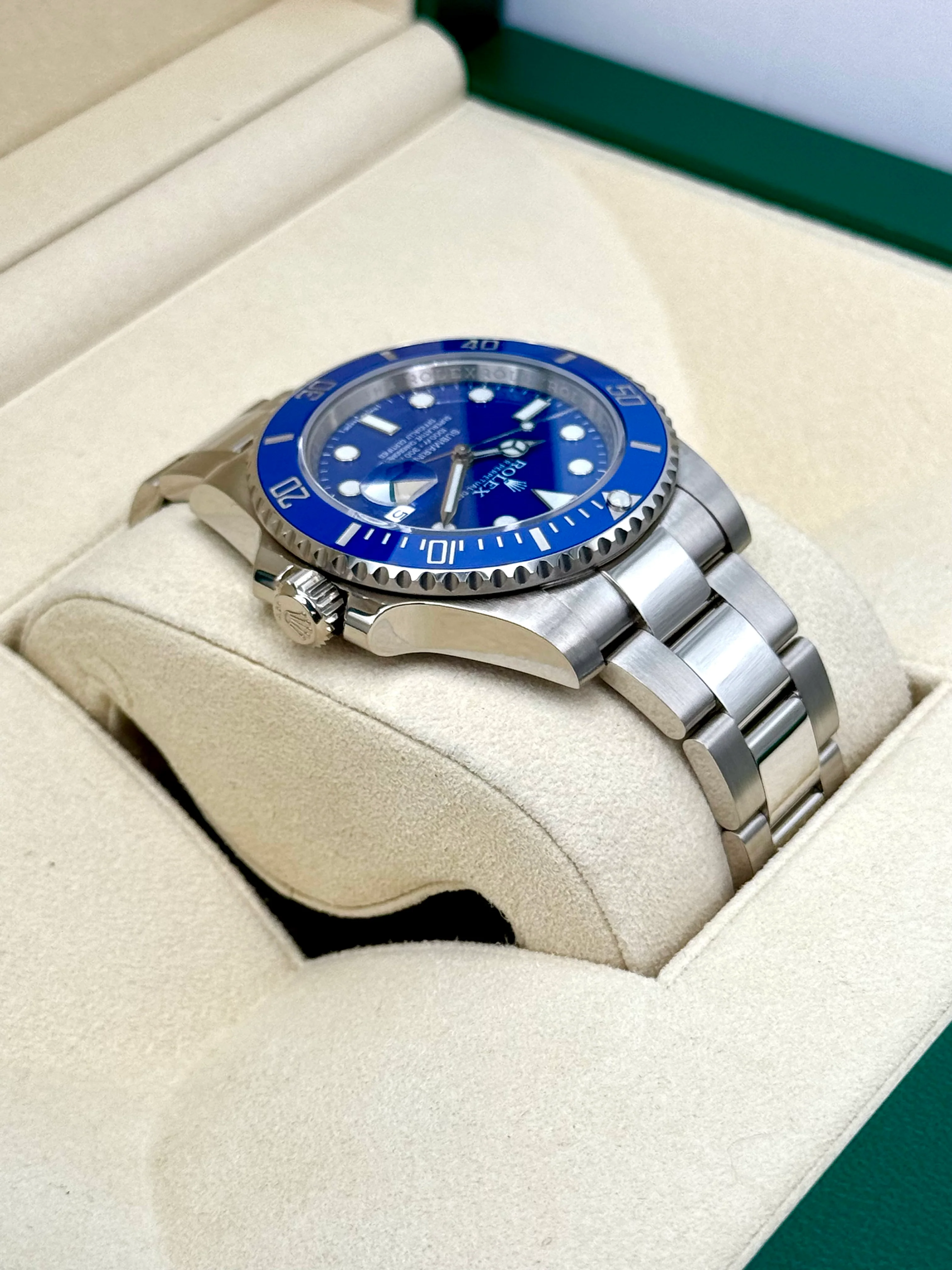 2018 Rolex Submariner "Smurf" 40mm 116619LB White Gold Blue Dial - Image 8