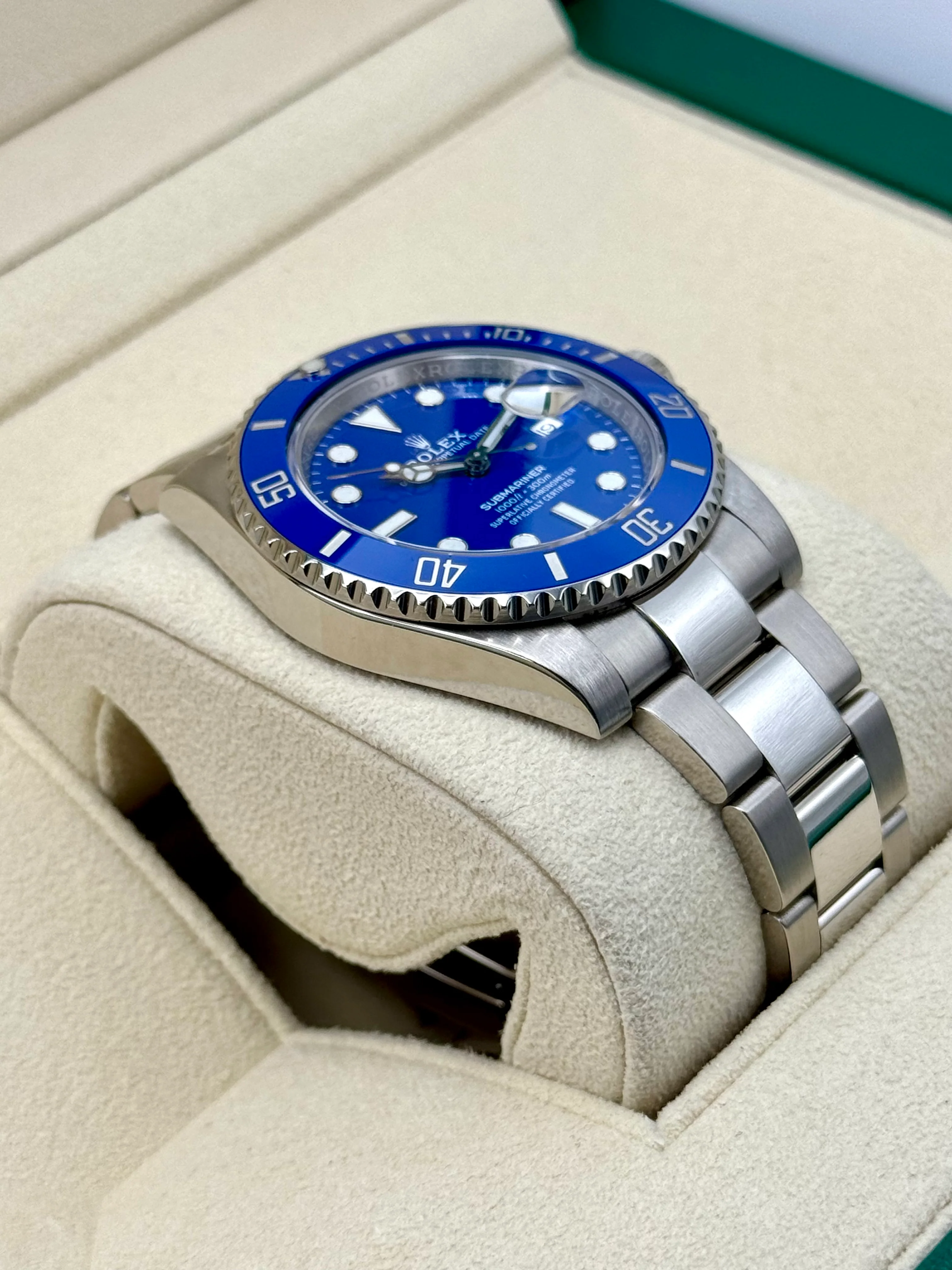 2018 Rolex Submariner "Smurf" 40mm 116619LB White Gold Blue Dial - Image 6