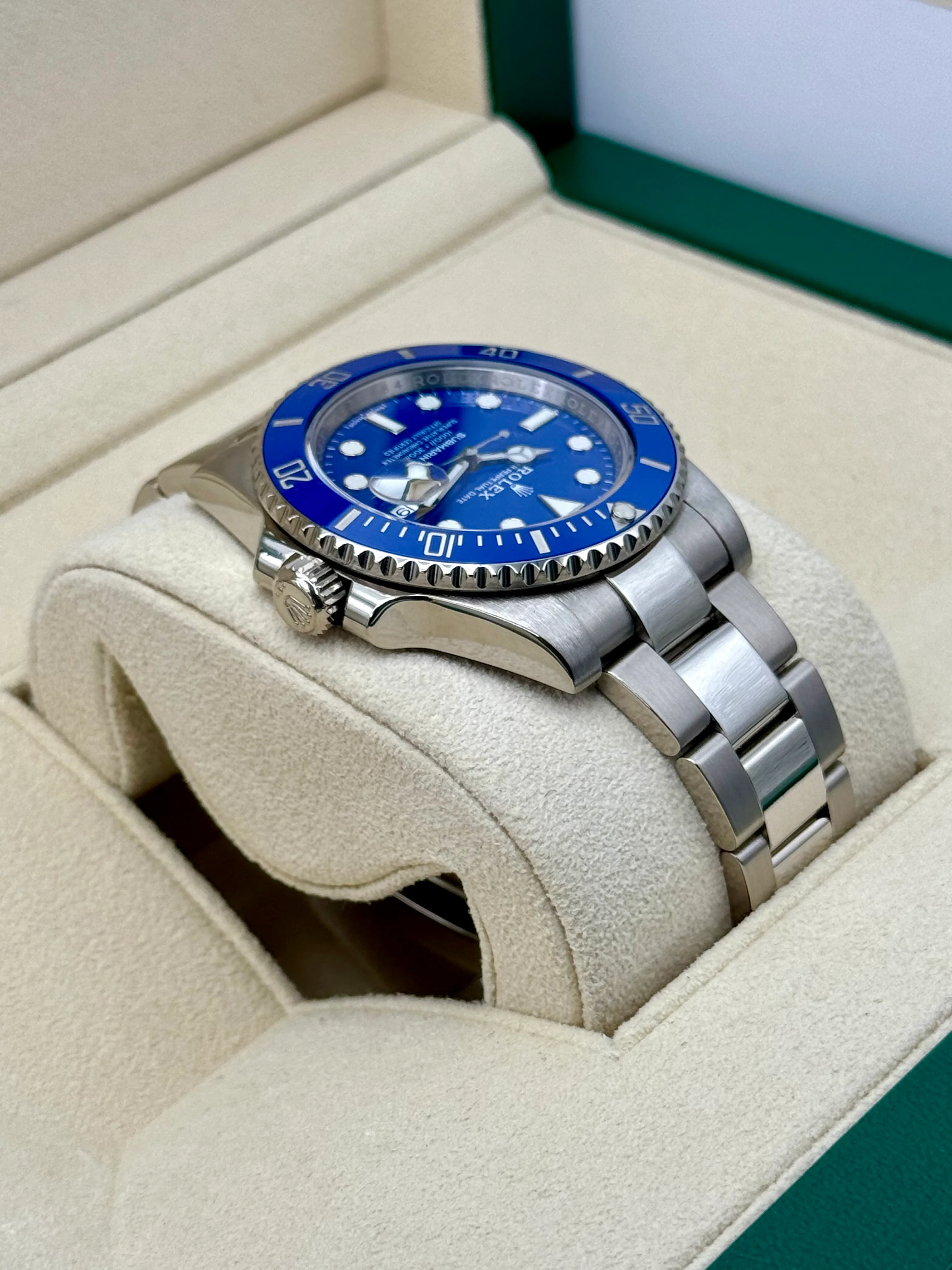 2018 Rolex Submariner "Smurf" 40mm 116619LB White Gold Blue Dial - Image 8